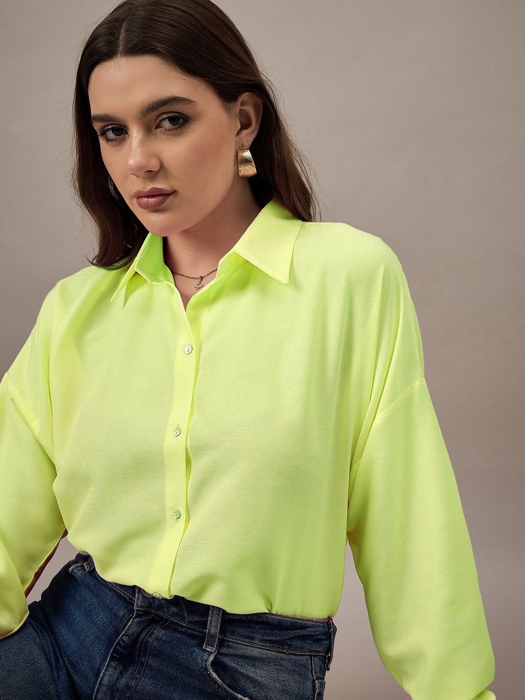 

The Roadster Lifestyle Co Oversized Casual Shirts, Lime green