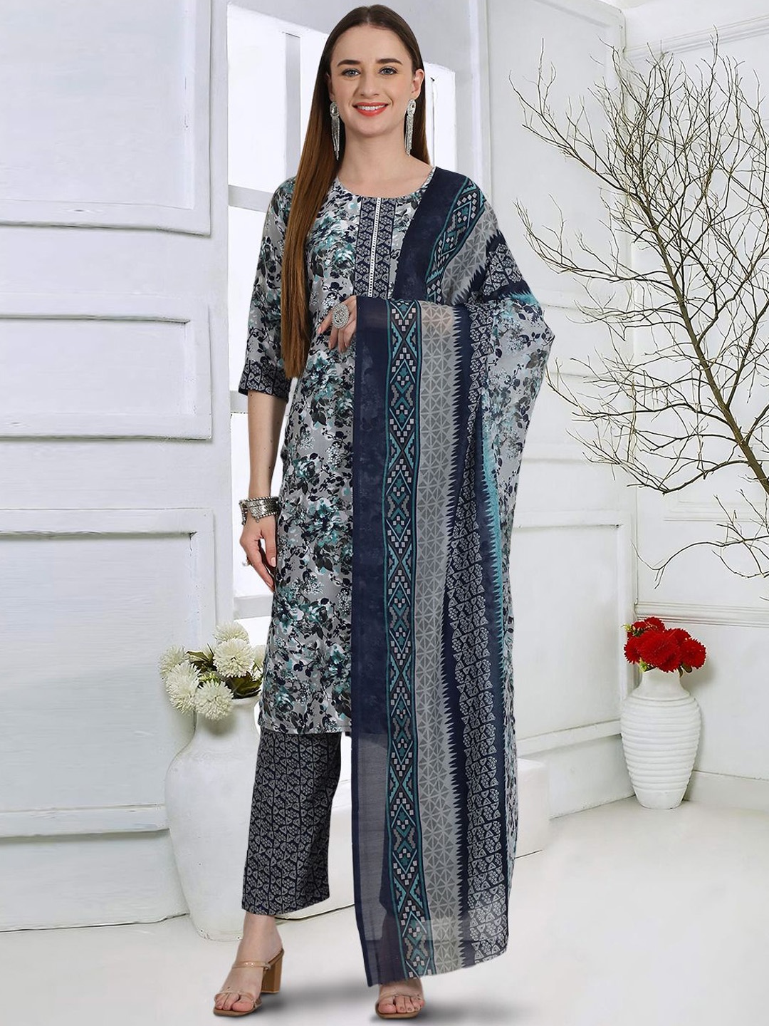 

1 Stop Fashion Floral Printed Pure Cotton Straight Kurta With Trousers & Dupatta, Navy blue