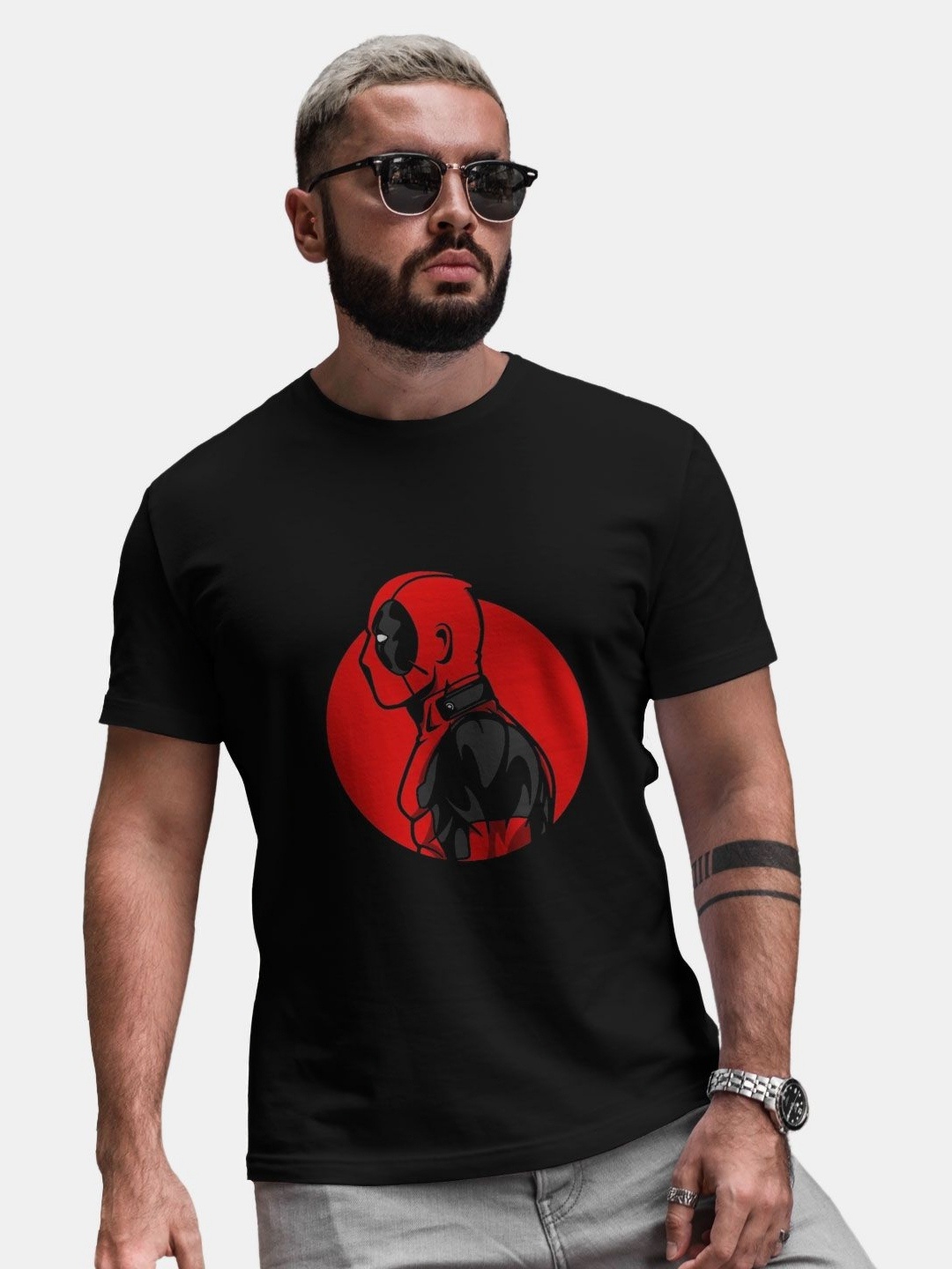 

macmerise Men Printed Applique T-shirt, Black