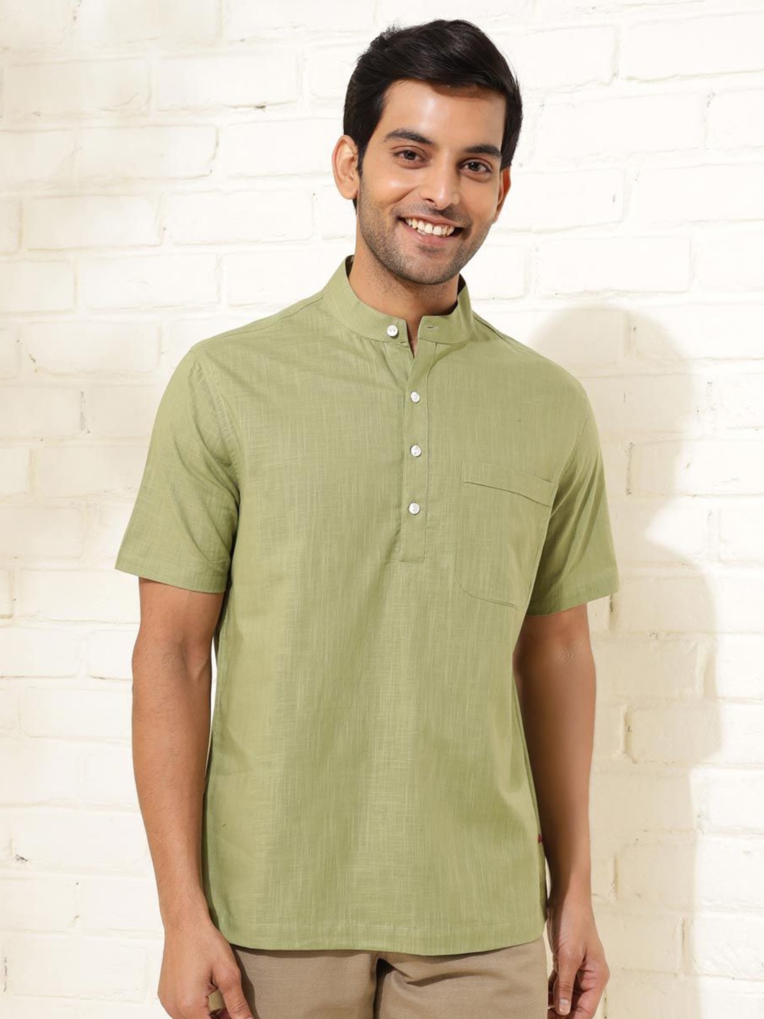 

Fabindia Men Cotton Opaque Casual Shirt, Green