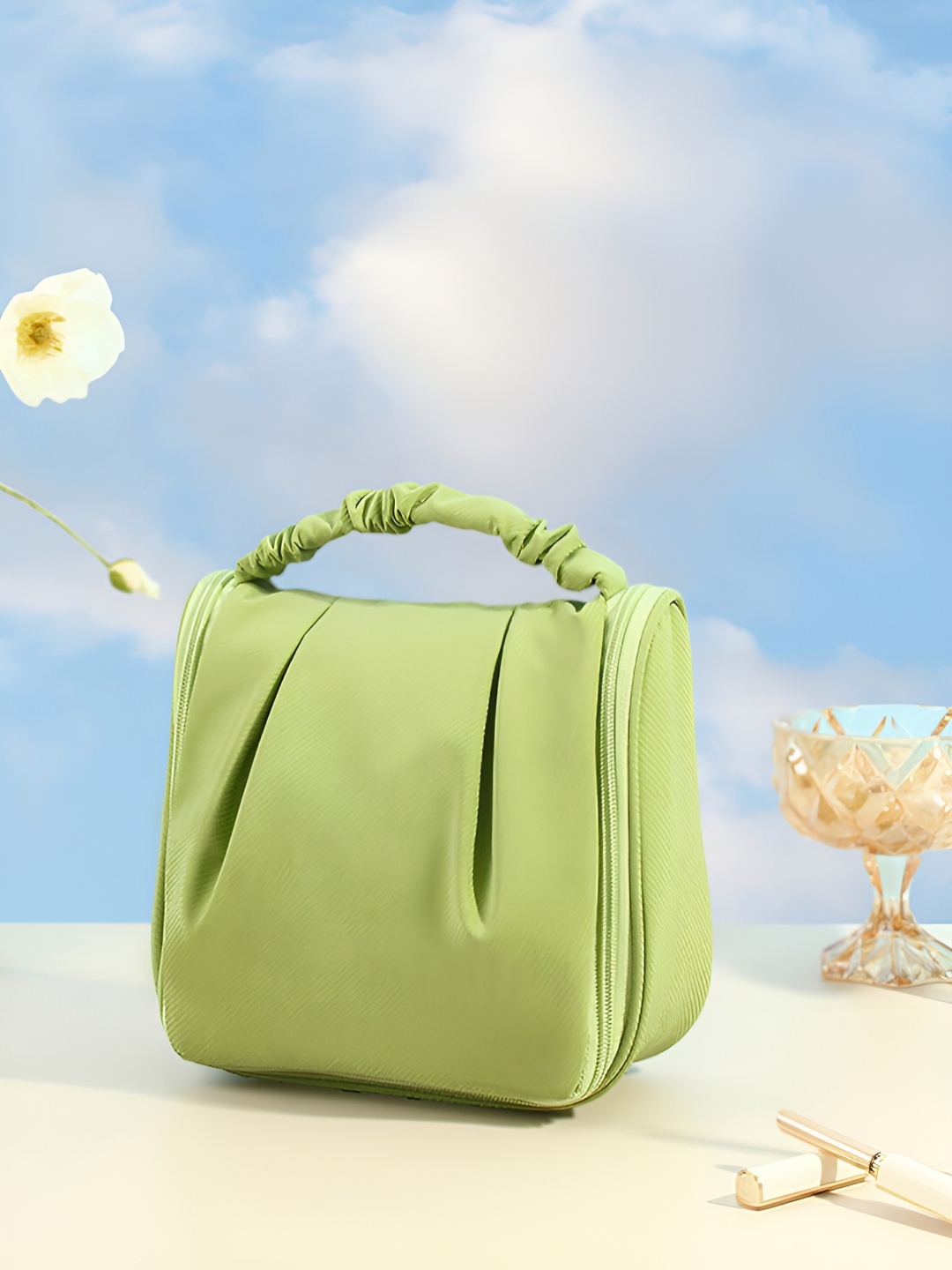 

Aura Olive Green Makeup Organisers