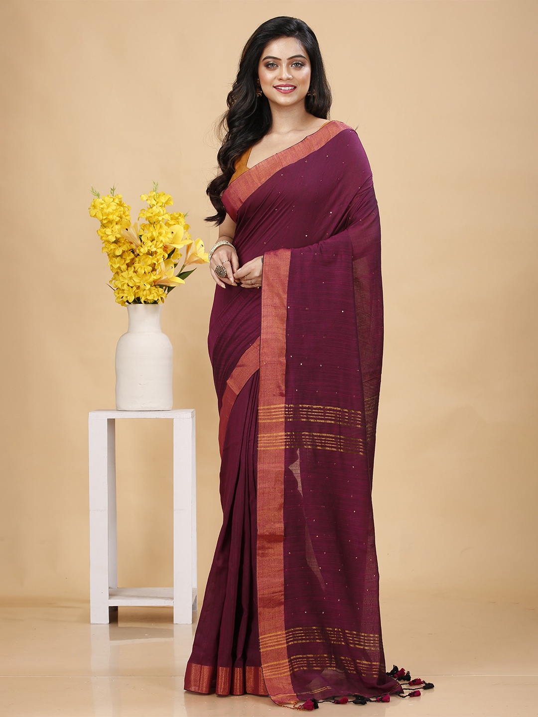 

SLAGHA Embellished Zari Taant Saree with Tassel, Magenta