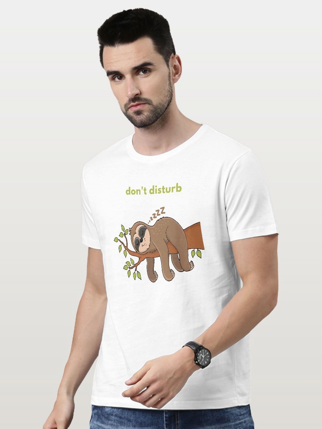 

macmerise Men Printed Applique T-shirt, White