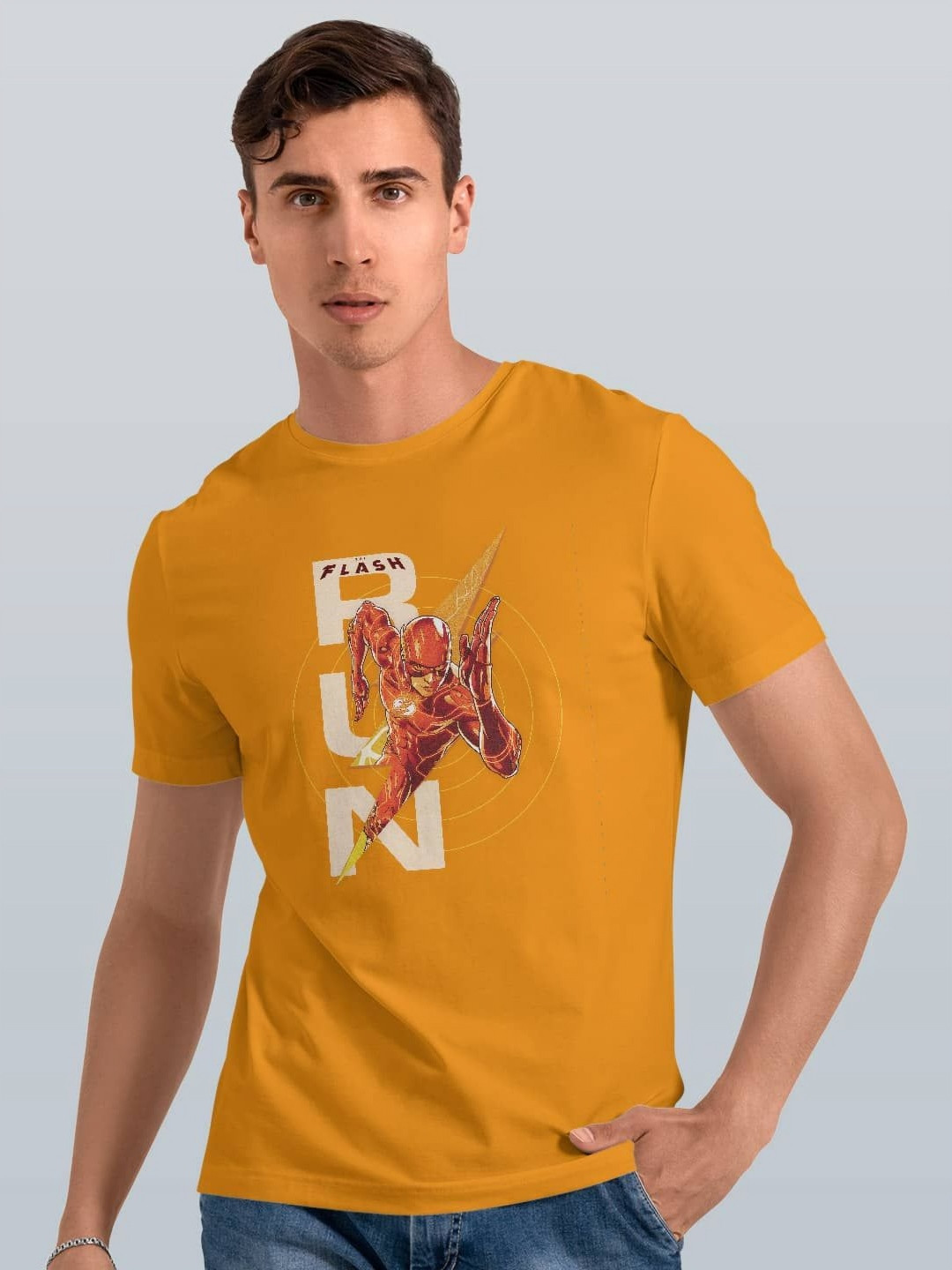 

macmerise Men Printed Applique T-shirt, Yellow