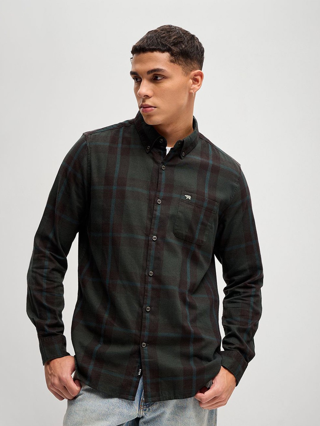

THE BEAR HOUSE Men Button-Down Collar Checked Cotton Slim Fit Casual Shirt, Green