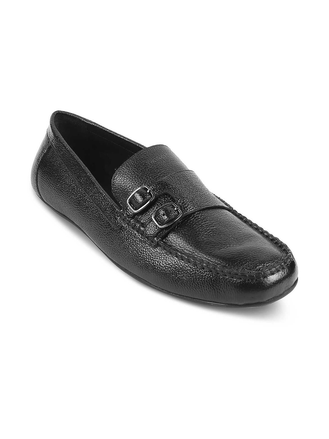 

Tresmode Men Textured Leather Loafers, Black