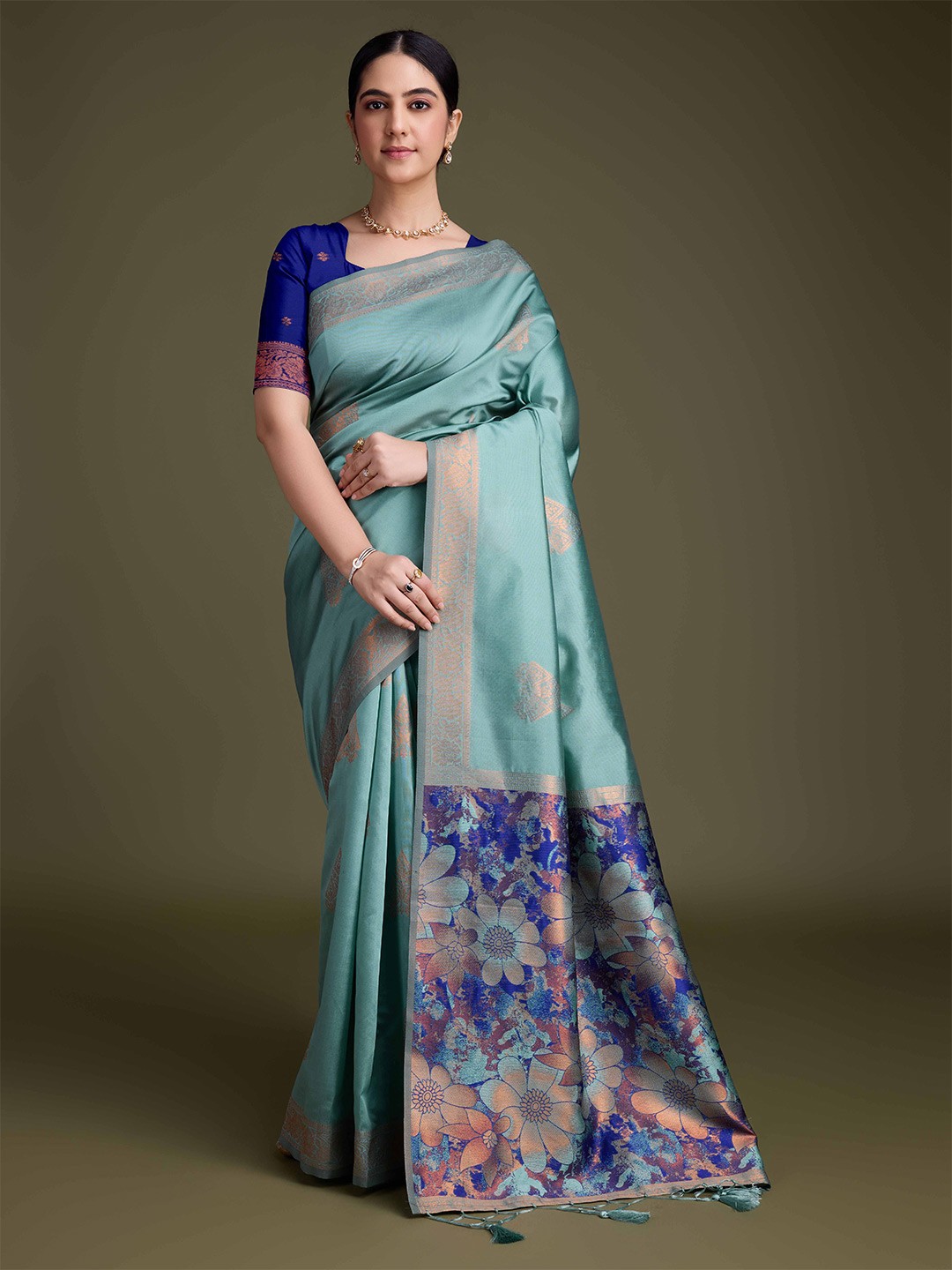 

Mitera Woven Design Saree, Blue