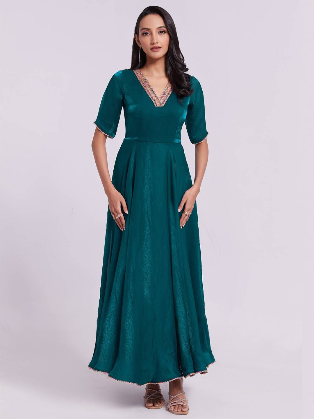 

ODETTE V Neck Gotta Patti Embellished Anarkali Kurta, Teal