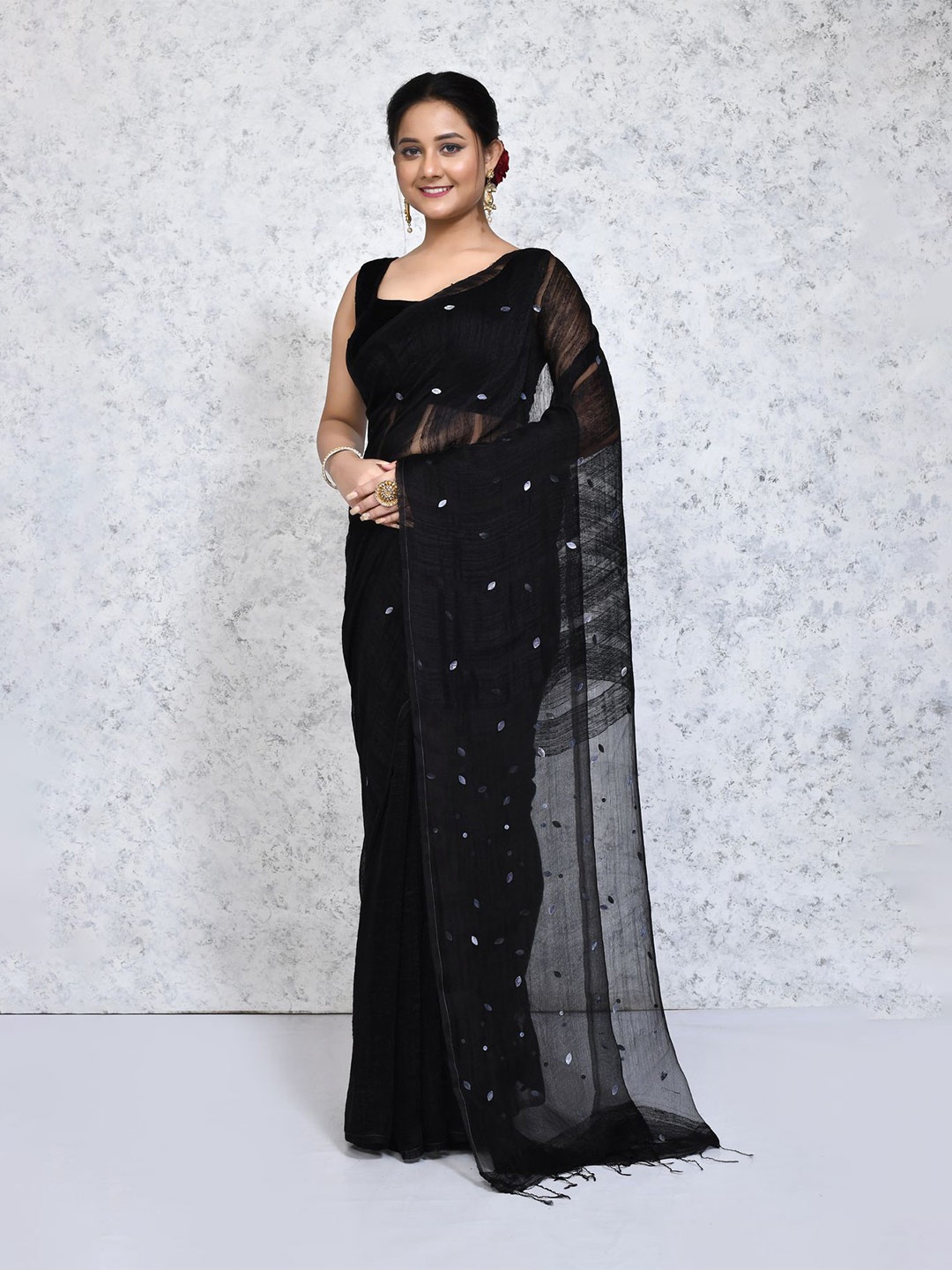 

SPRISH Woven Design Pure Silk Saree, Black