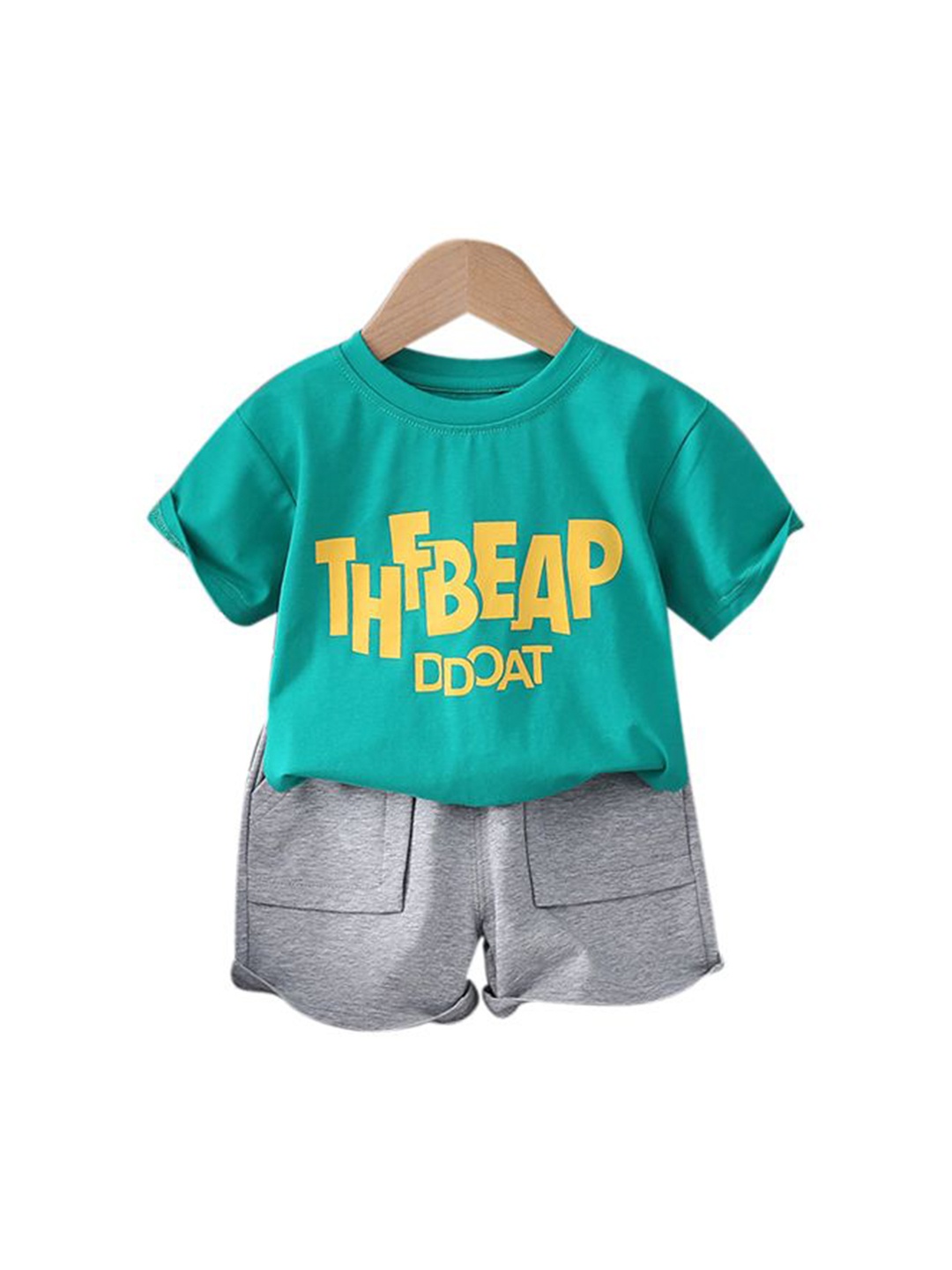 

StyleCast x Revolte Boys Printed Pure Cotton T-shirt with Shorts, Green