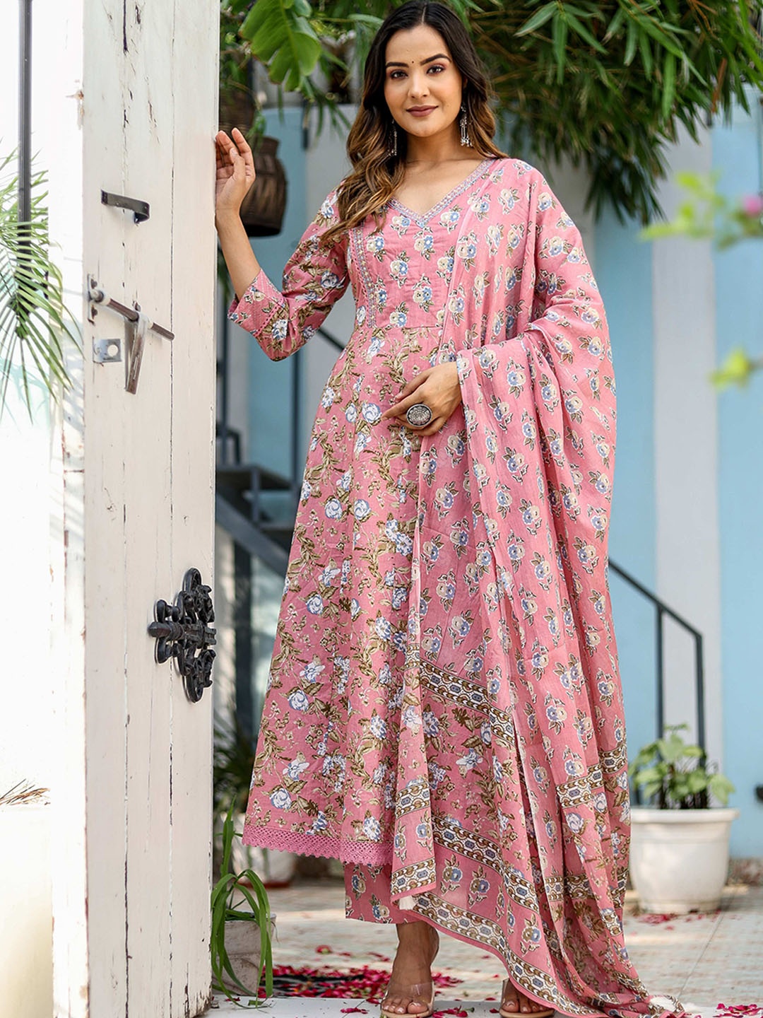 

Chandbaali Floral Printed V-Neck Pure Cotton Anarkali Kurta With Trousers & Dupatta, Pink