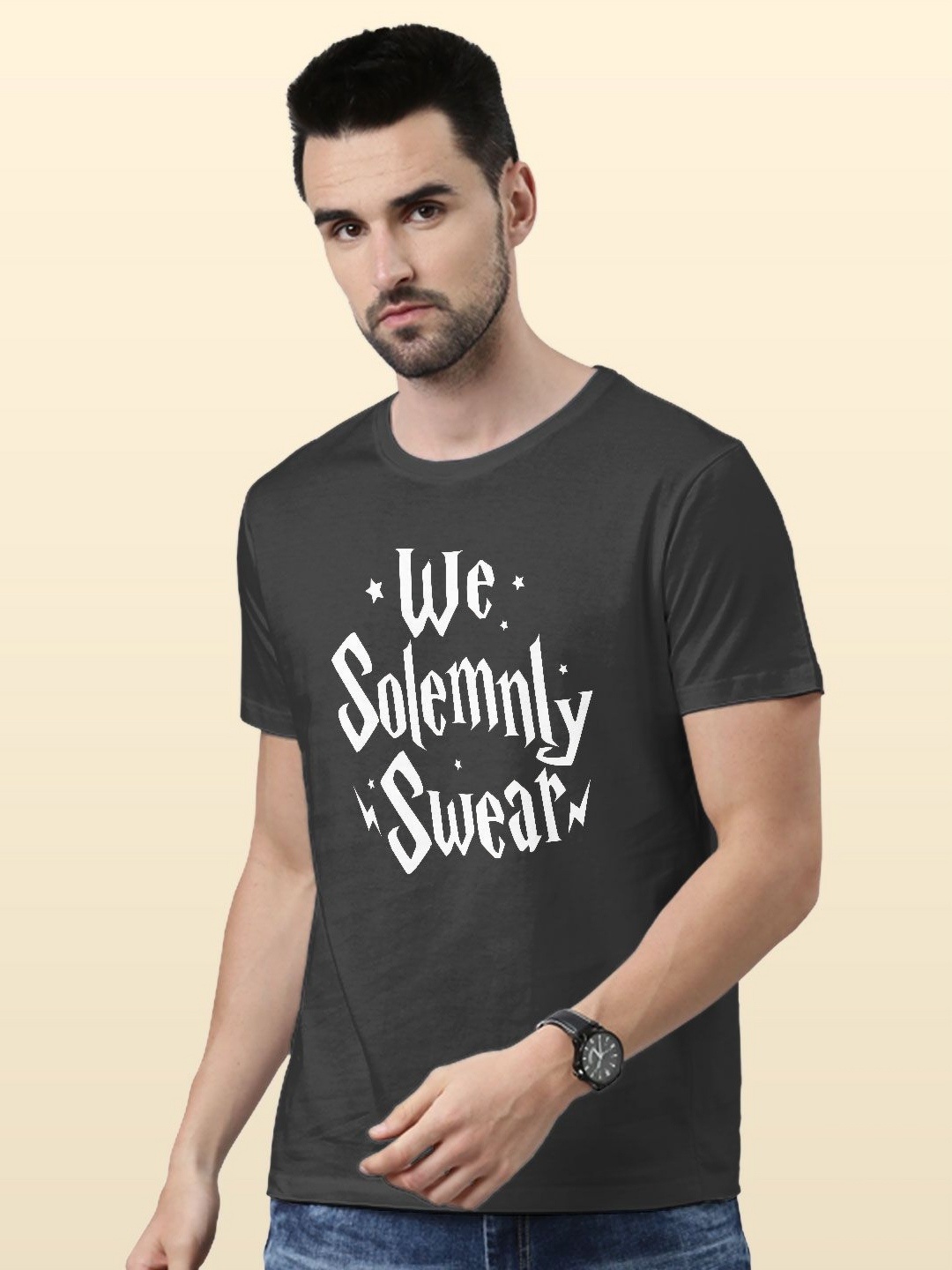

macmerise Men Typography Printed Extended Sleeves Pockets T-shirt, Grey
