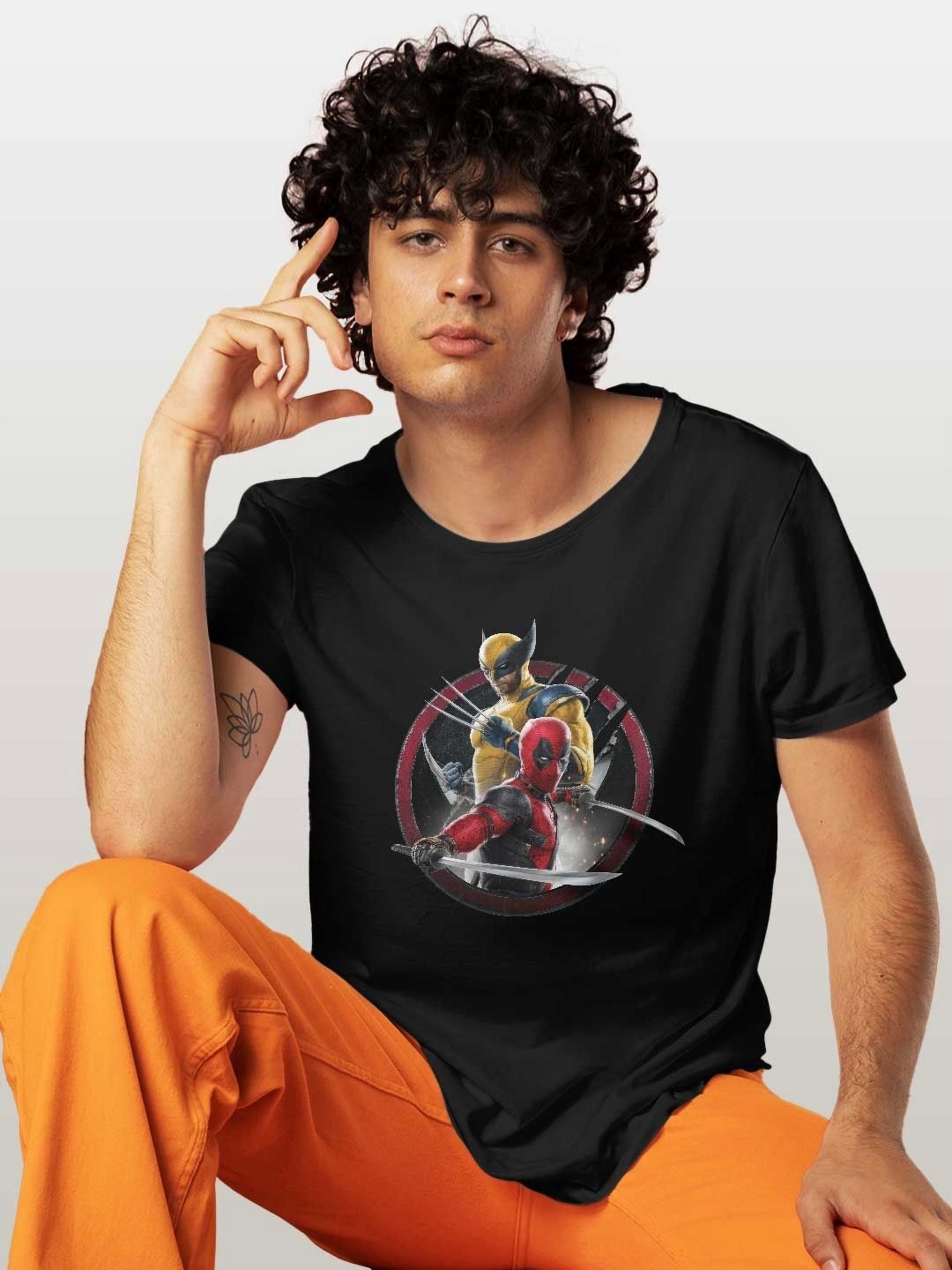 

macmerise Men Typography Printed T-shirt, Black