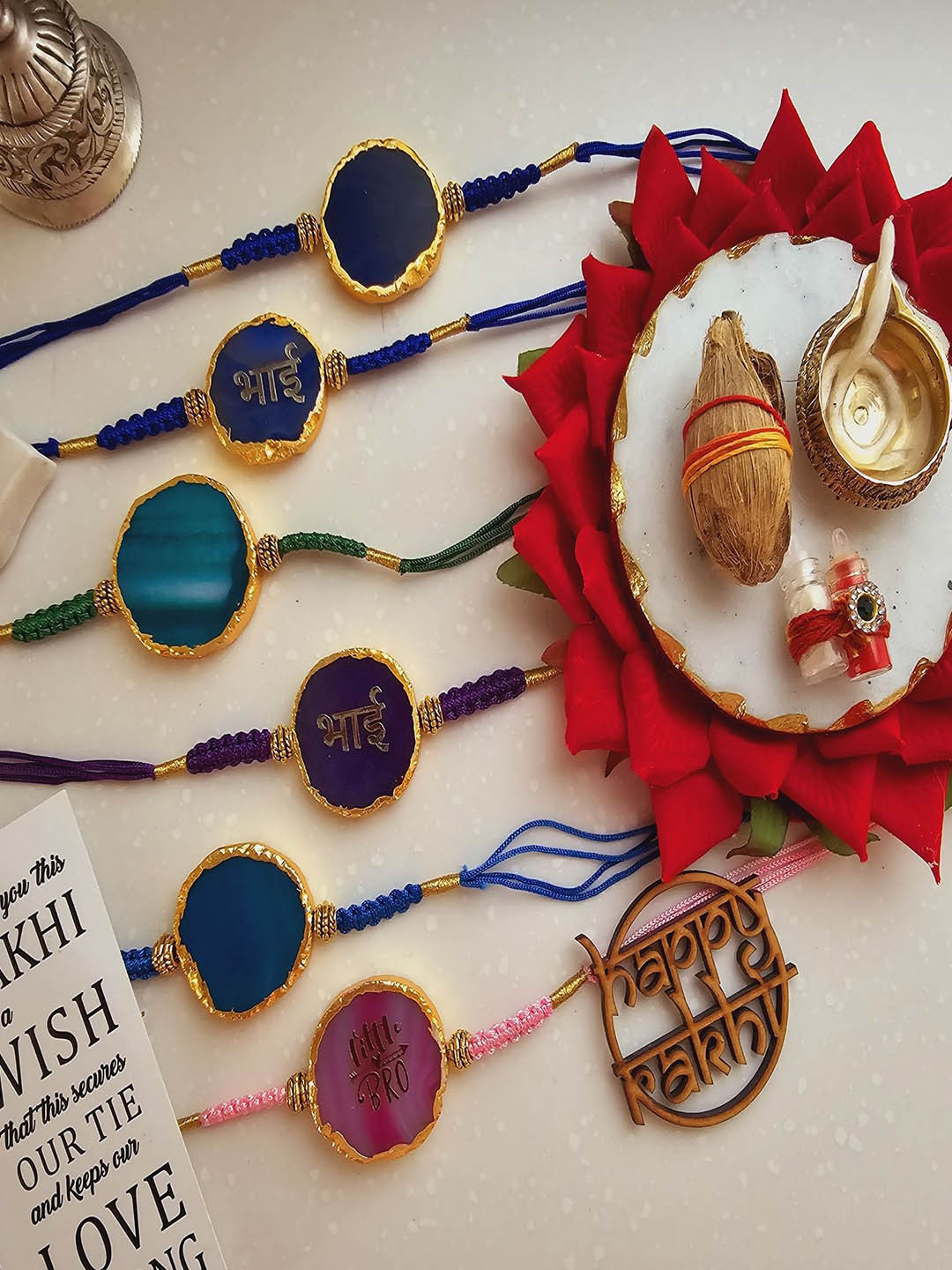

HOMEARTE Textured Agate Stone & Thread Rakhi, Blue