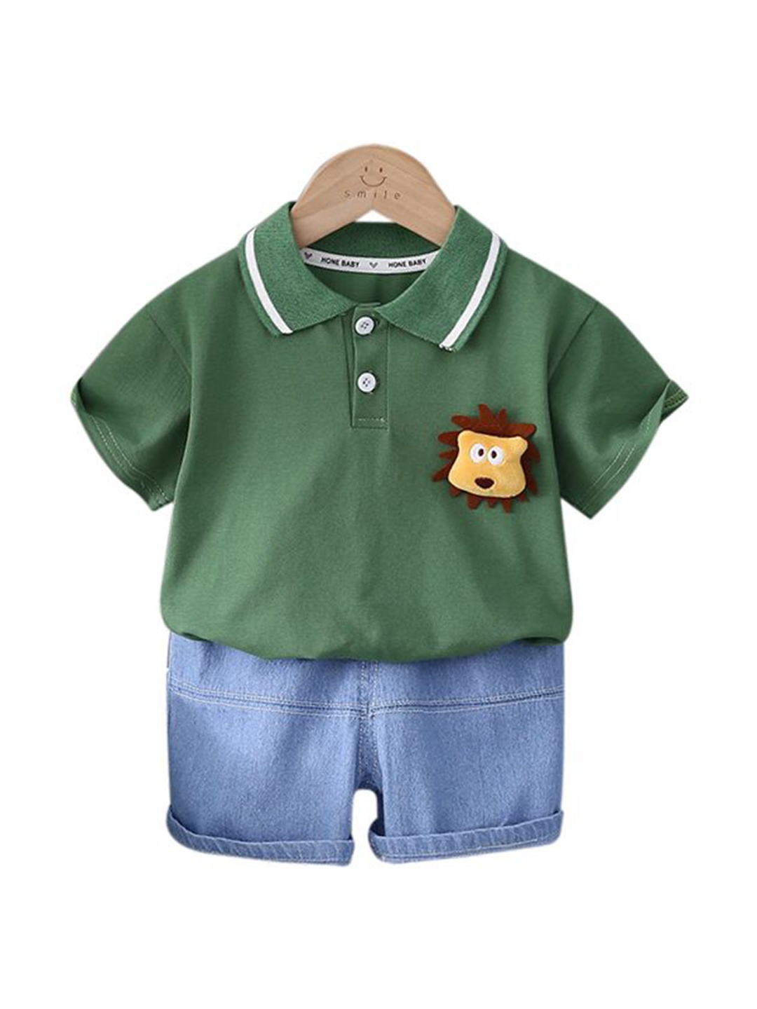 

StyleCast x Revolte Infant Boys Printed Pure Cotton T-shirt With Shorts, Green