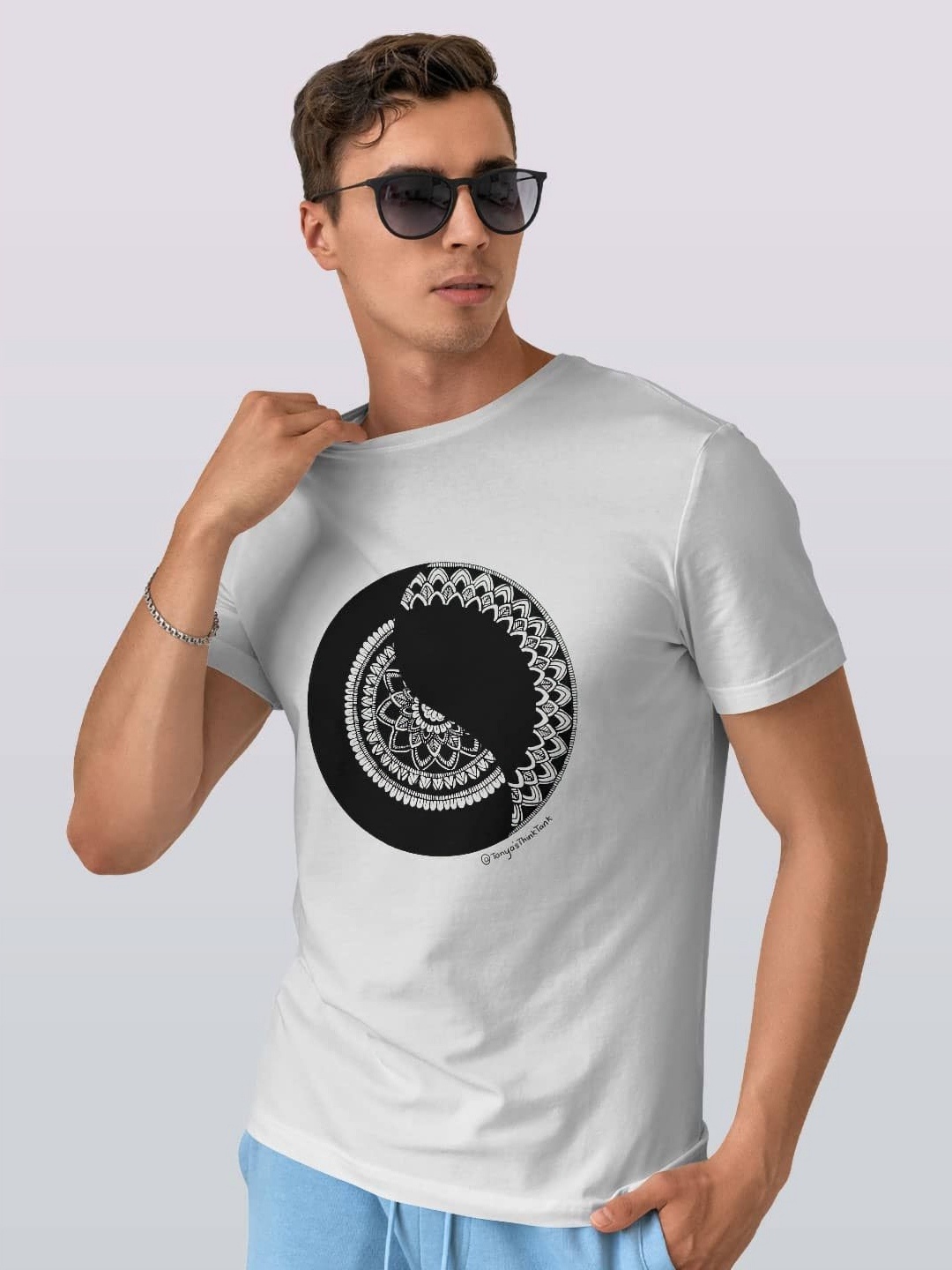 

macmerise Men Printed Cut Outs T-shirt, White