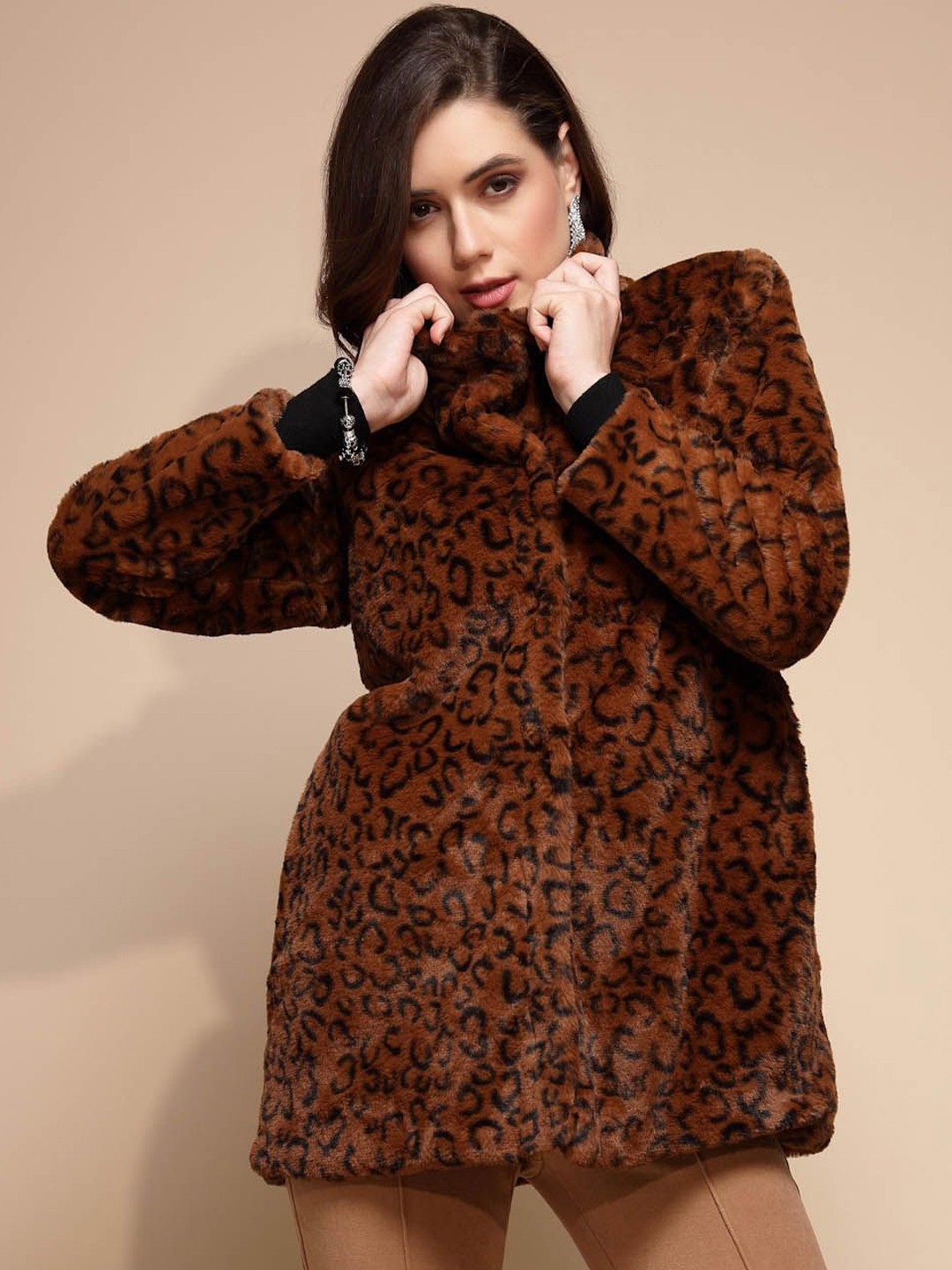 

Global Republic Women High Neck Single-Breasted Overcoat, Brown