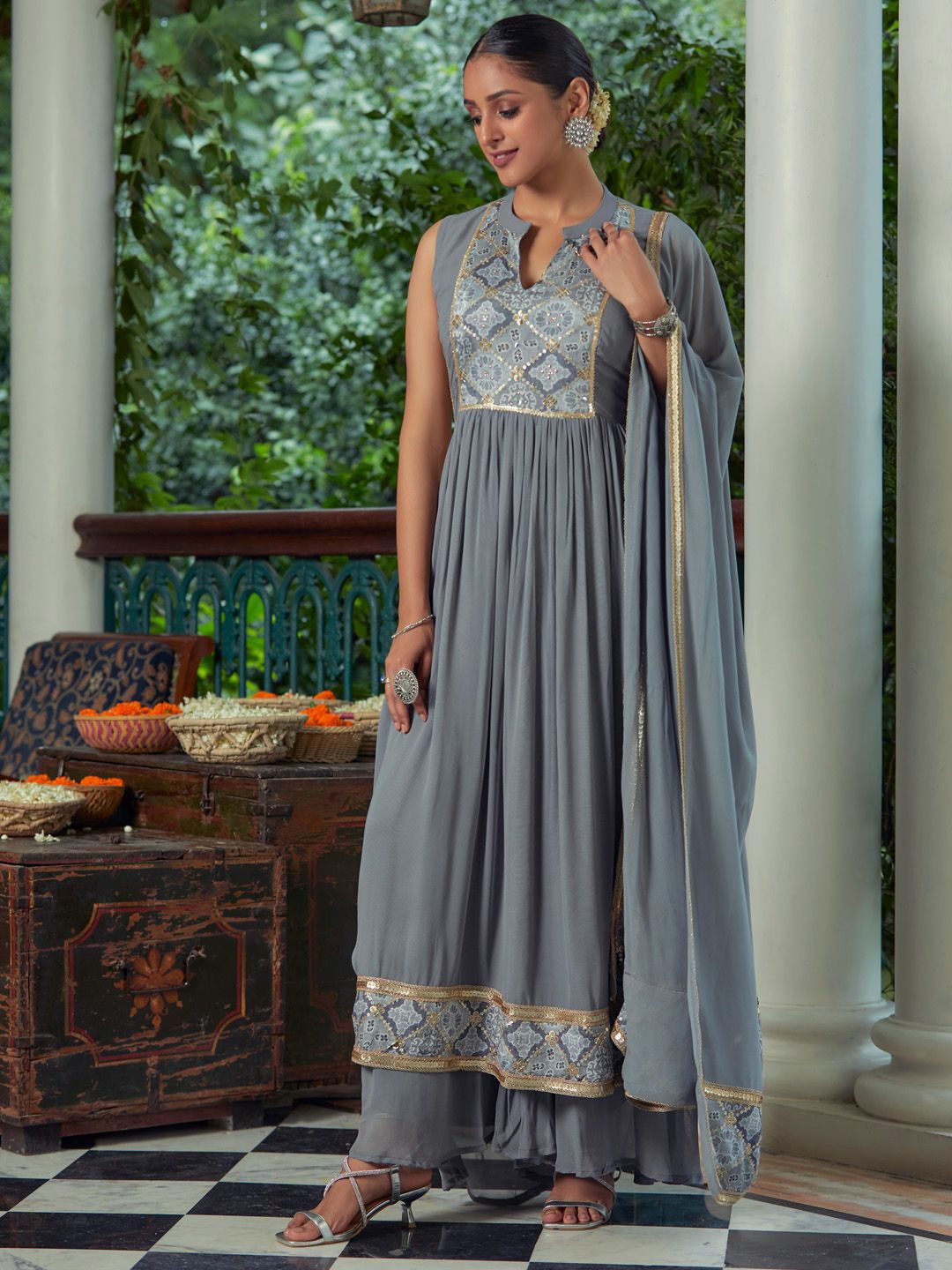 

WOMEN PLUS Floral Embroidered Sequinned A-Line Kurta With Sharara & Dupatta, Grey