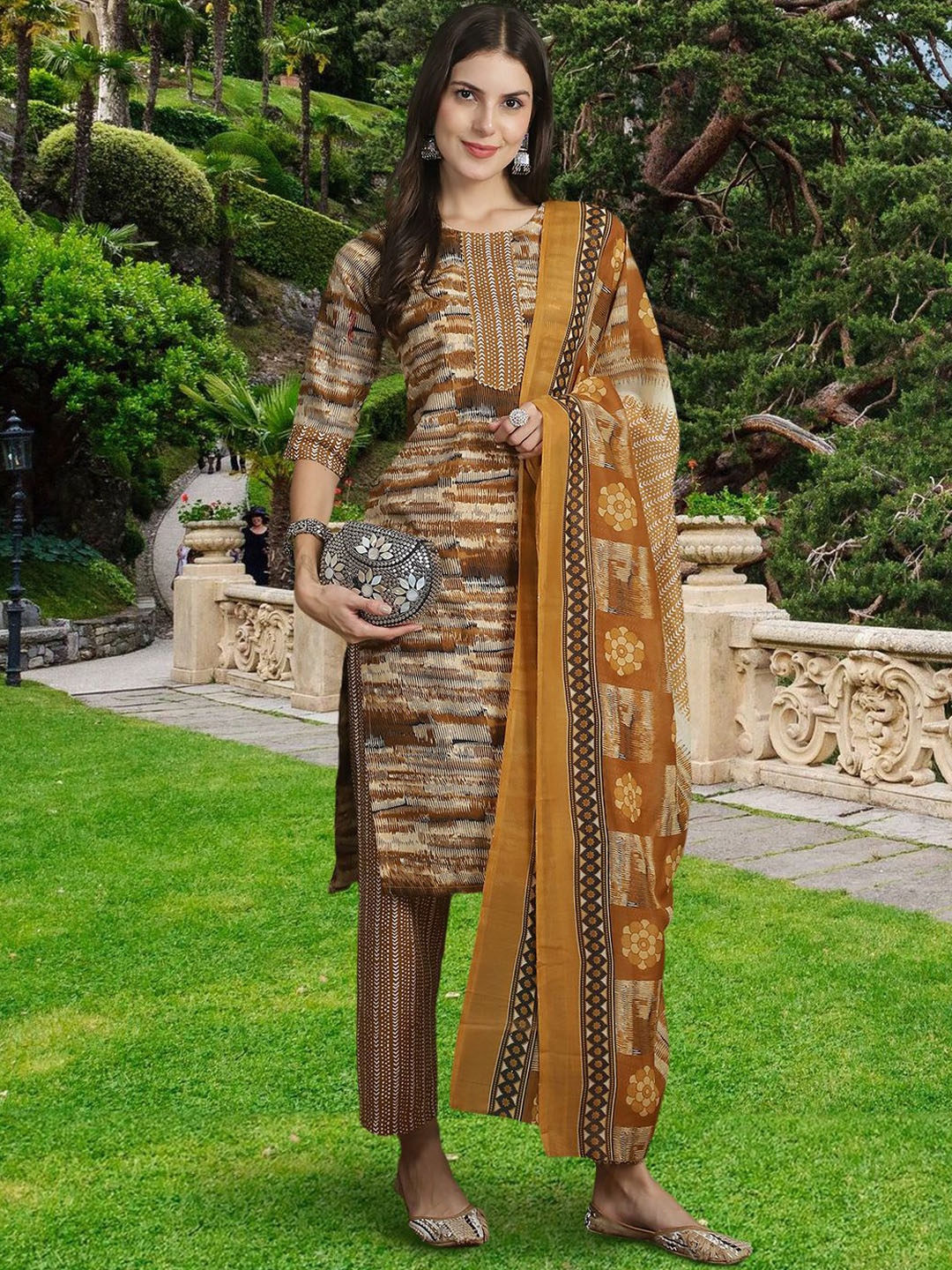 

7Threads Abstract Printed Pure Cotton Straight Kurta With Trousers & Dupatta, Khaki