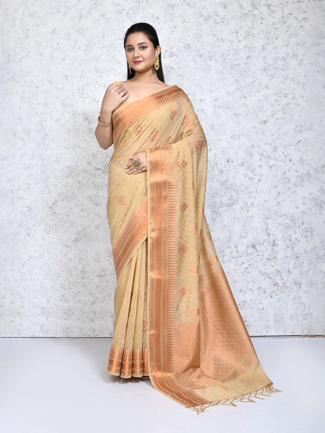 

SPRISH Ethnic Motif Zari Woven Pure Silk Saree, Beige