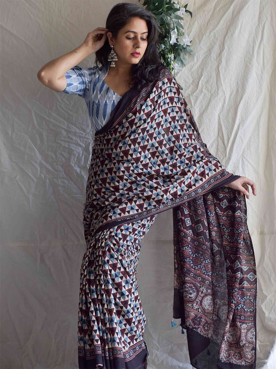 

Sundarii Printed Pure Cotton Block Print Saree, Black