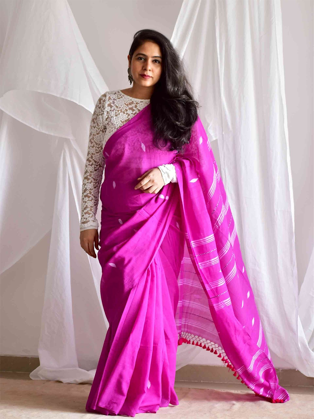 

Sundarii Woven Design Pure Cotton Jamdani Saree, Pink