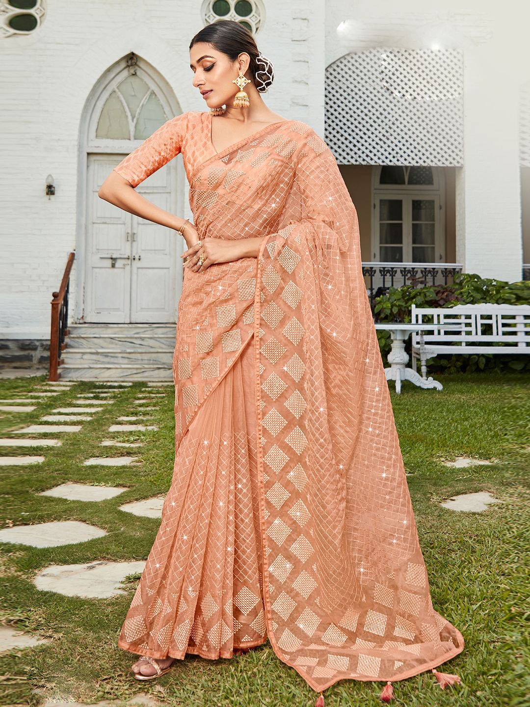 

ALAGINI Checked Sequinned Organza Saree, Peach