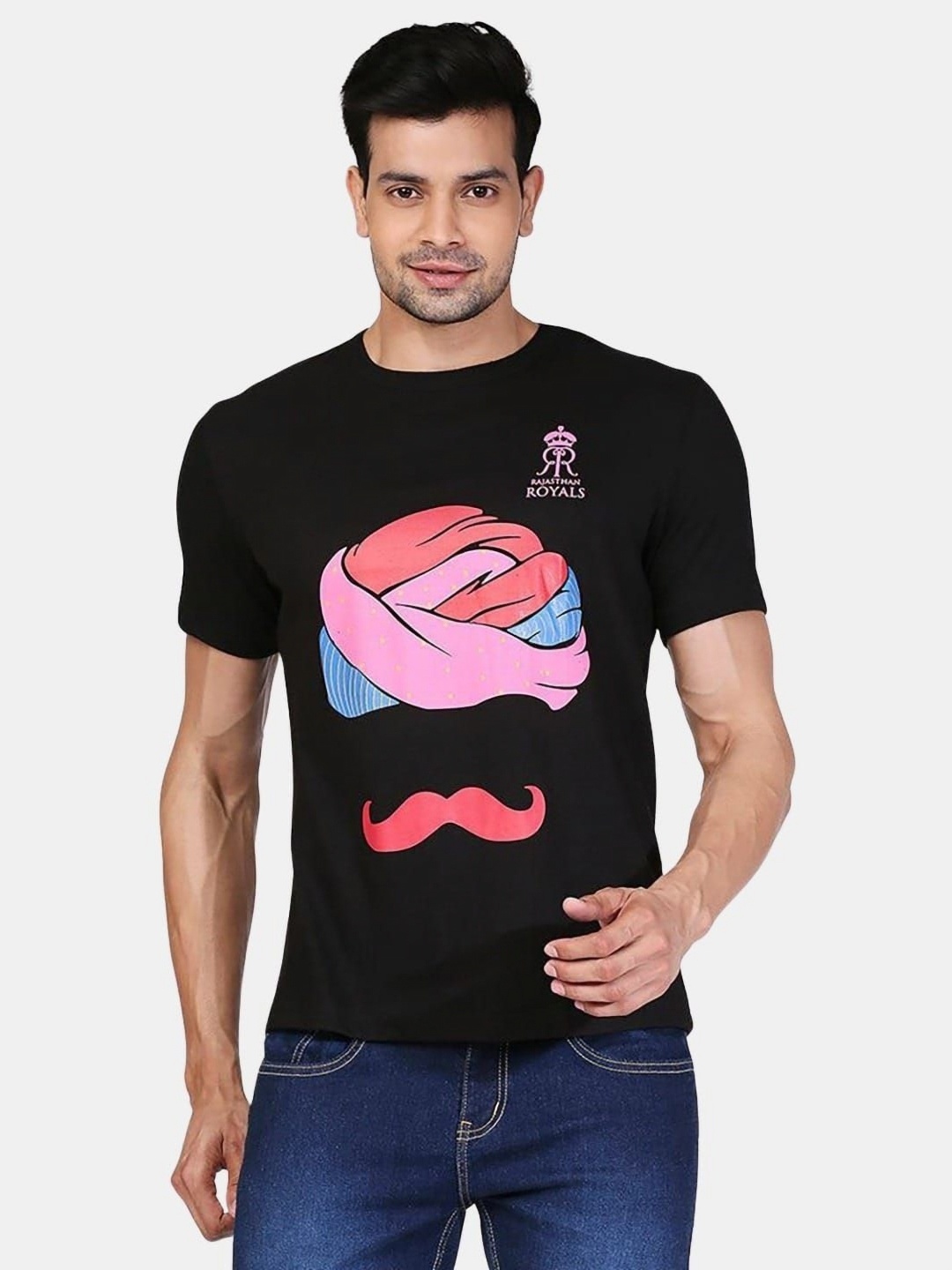 

macmerise Men Printed Applique T-shirt, Black