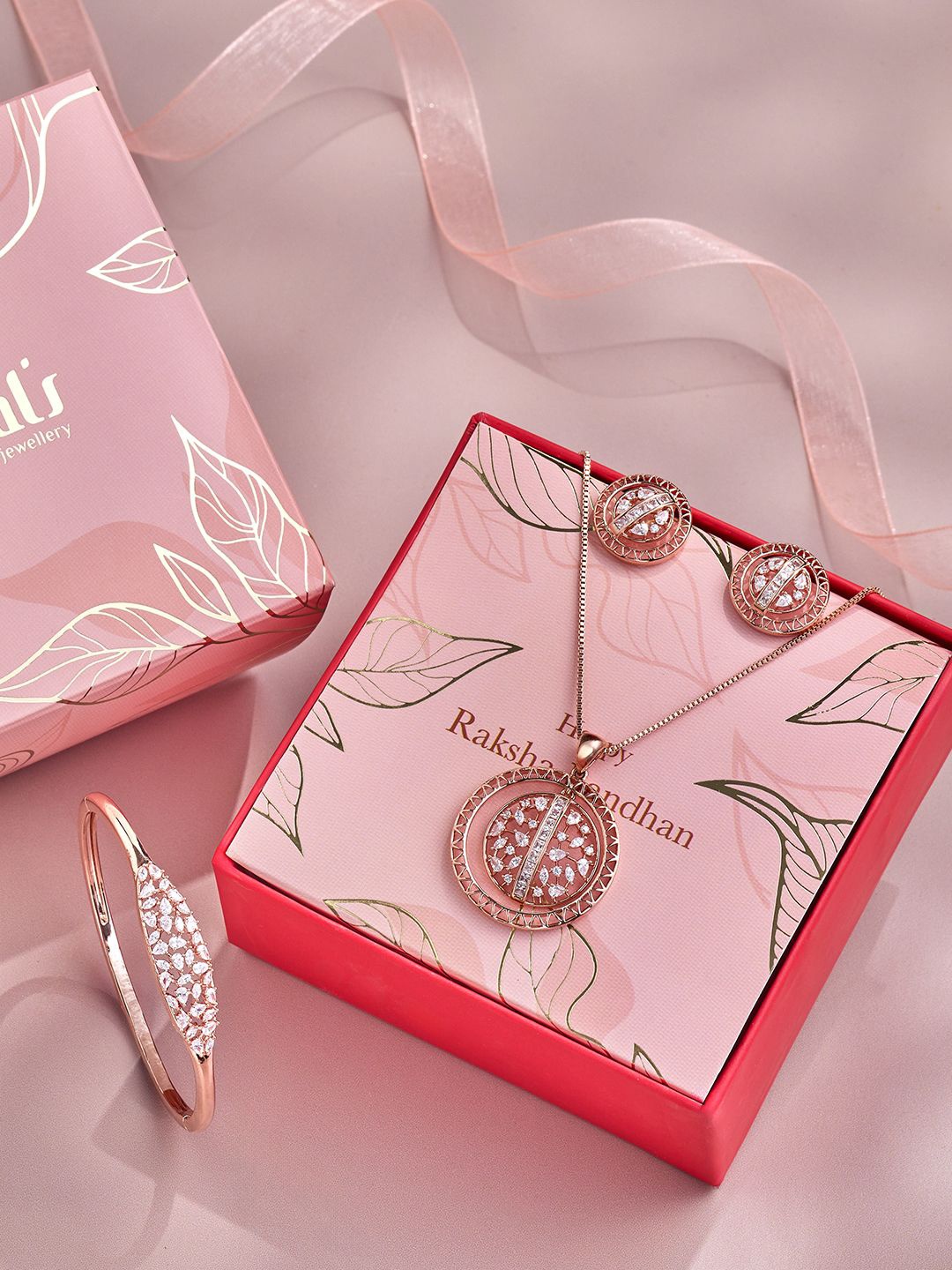 

Kushal's Fashion Jewellery Rose Gold Plated Cubic Zirconia Studded Jewellery Set
