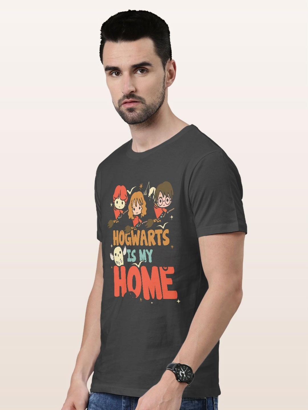 

macmerise Men Typography Printed Applique T-shirt, Grey