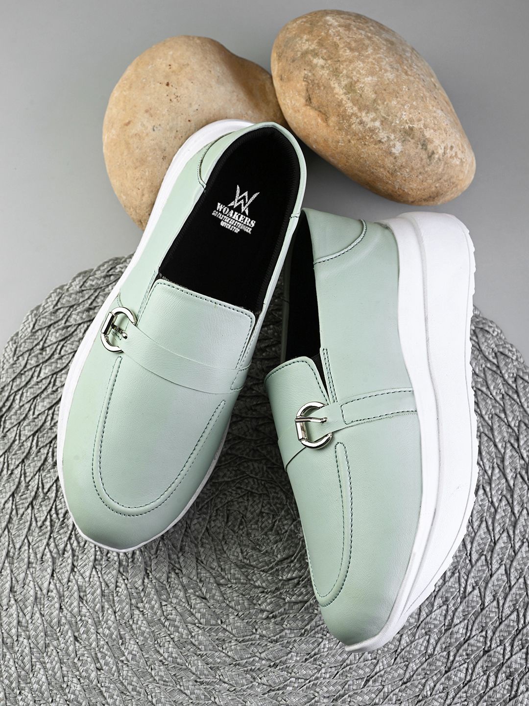 

Woakers Women Everyday Loafers, Green