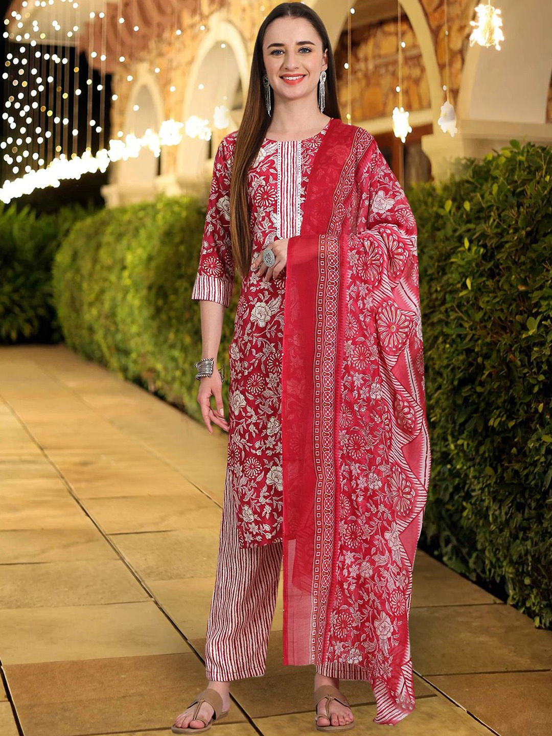 

1 Stop Fashion Floral Printed Regular Pure Cotton Kurta with Trousers & Dupatta, Pink