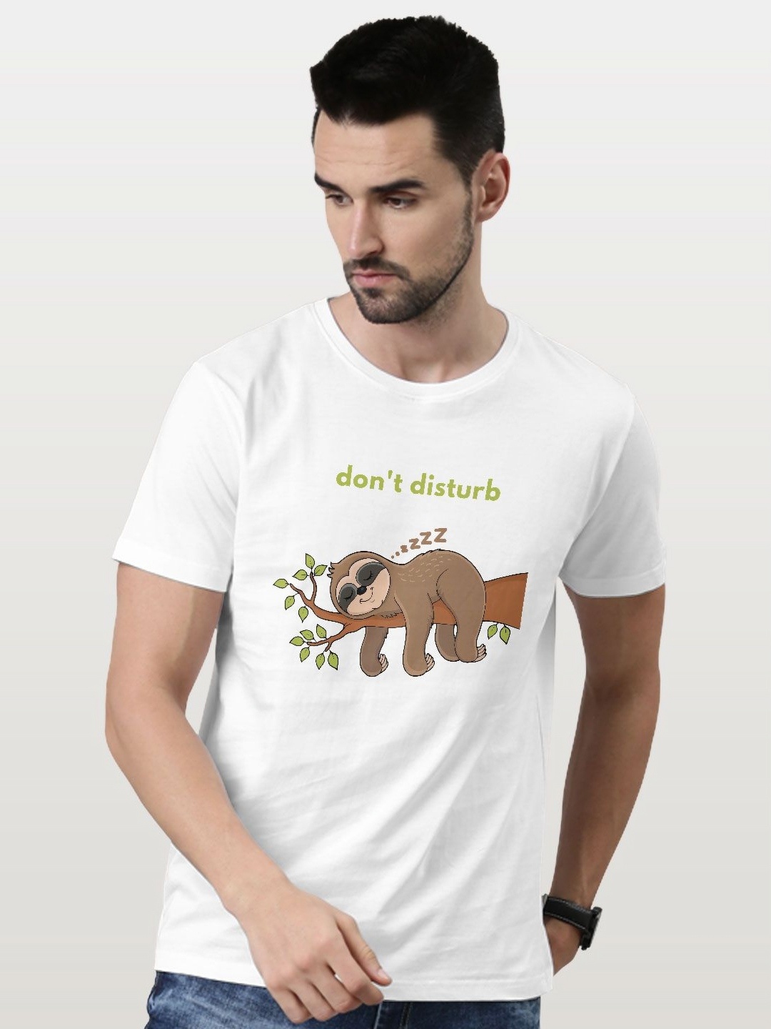 

macmerise Men Printed Applique T-shirt, White