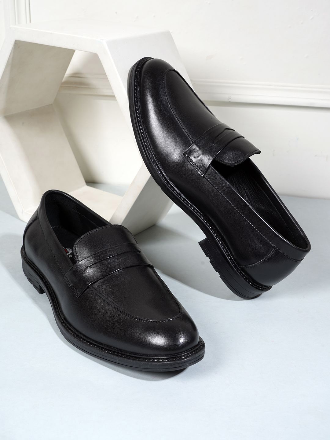 

Style Shoes Men Leather Pointed Toe Slip On Loafers, Black