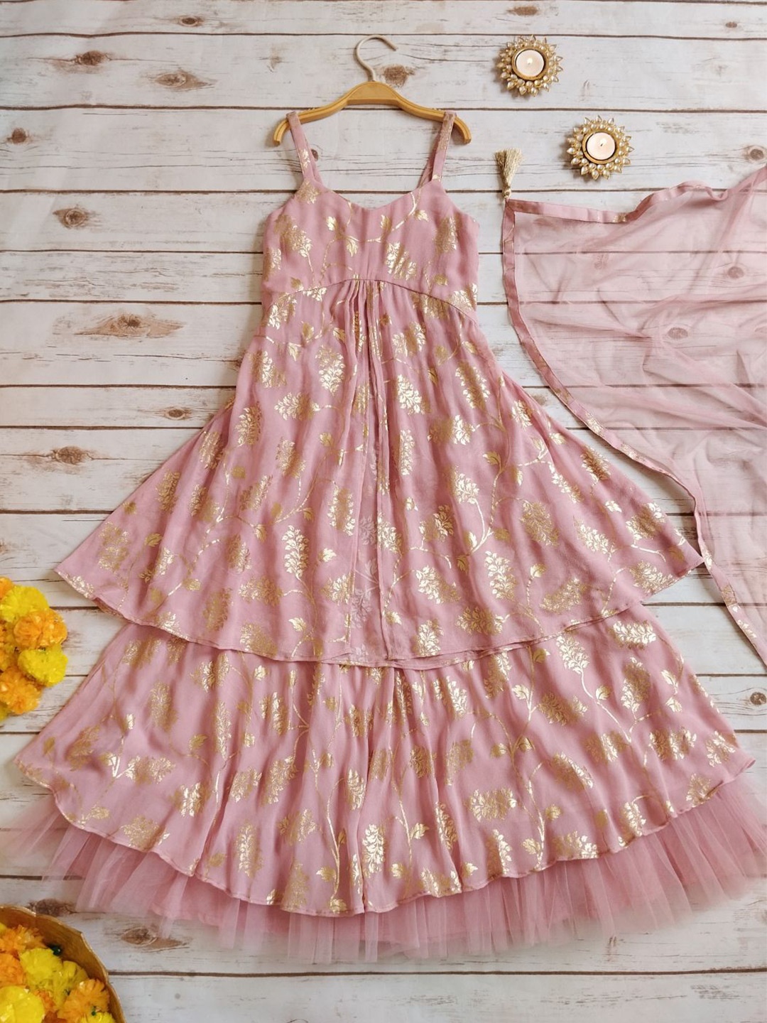 

LABEL KANUPRIYA Girls Printed Ready to Wear Lehenga & Blouse With Dupatta, Pink