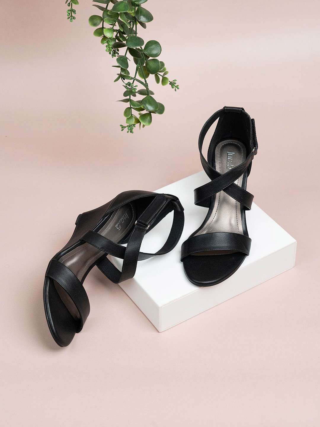 

Inc 5 Wedge Sandals With Ankle Loop Sandals, Black