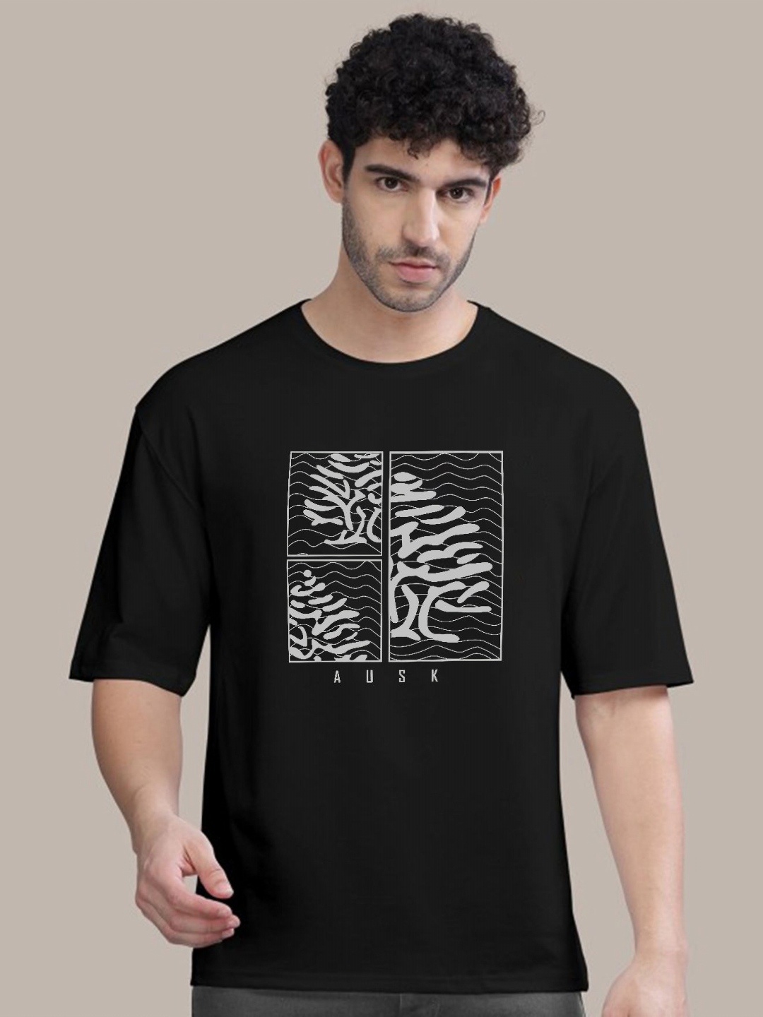 

AUSK Men Typography Printed T-shirt, Black