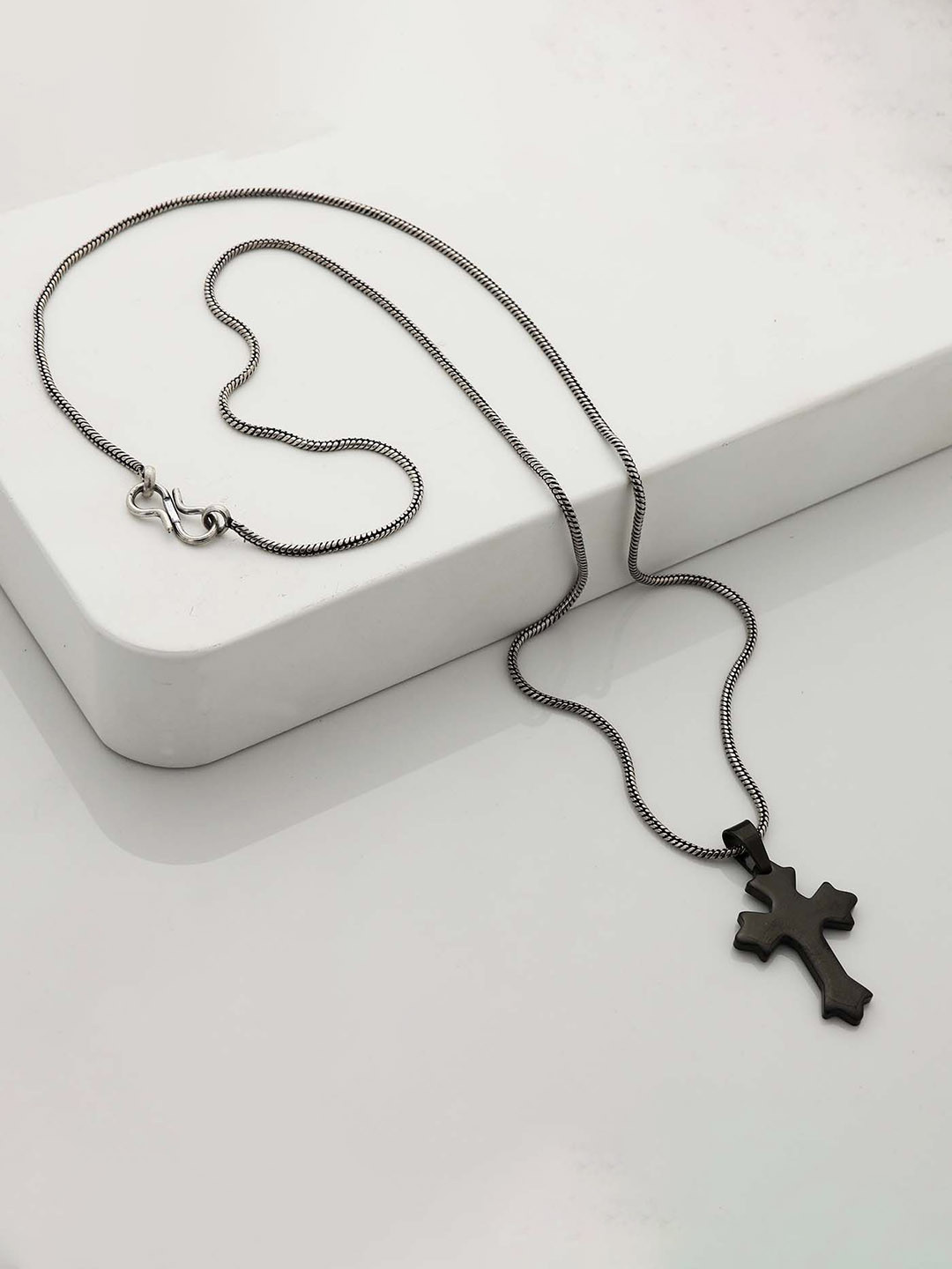 

IGP Holy Cross Pendants With Chains, Steel