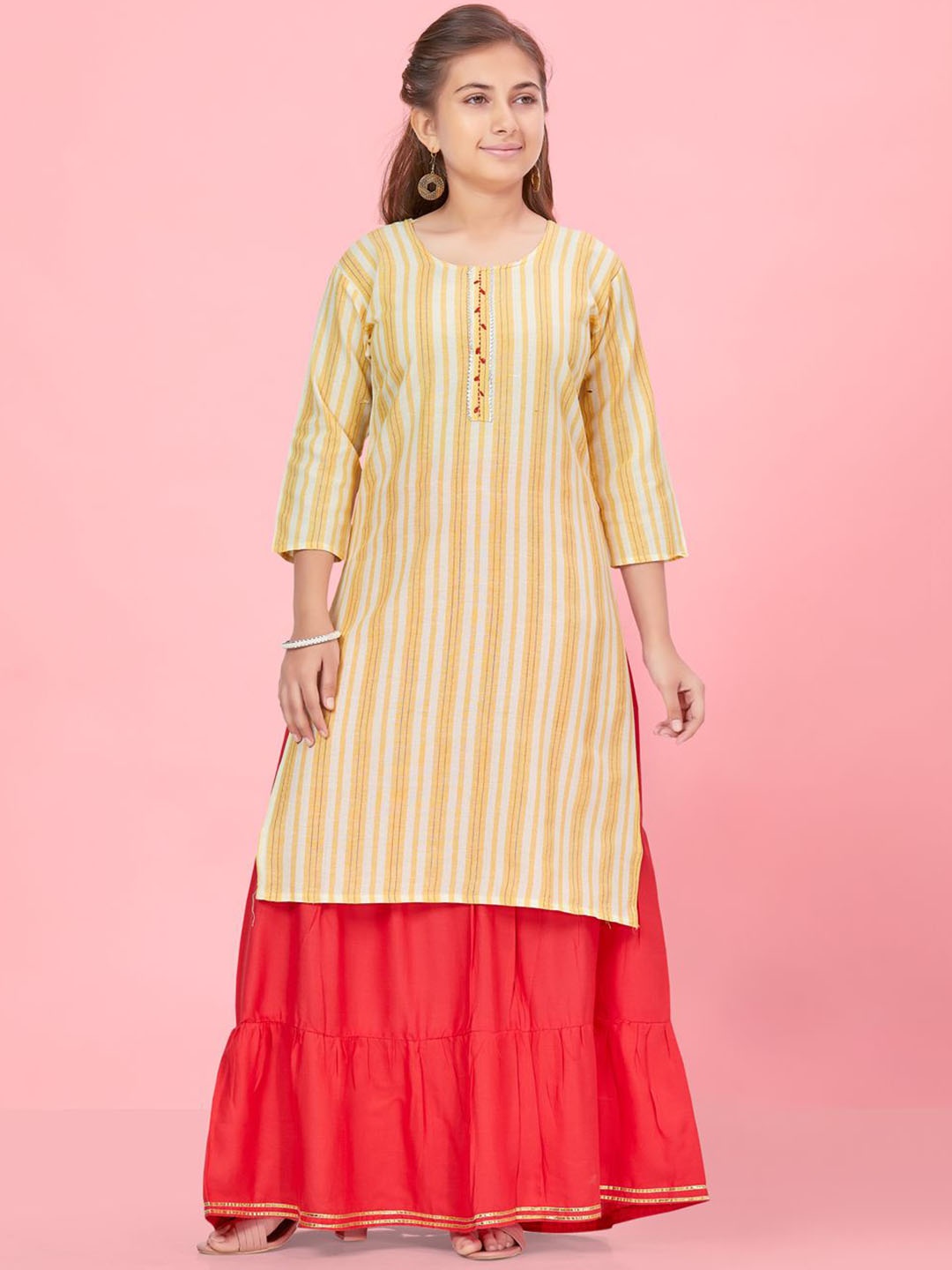 

BAESD Girls Striped Gotta Patti Cotton Straight Kurta, Yellow