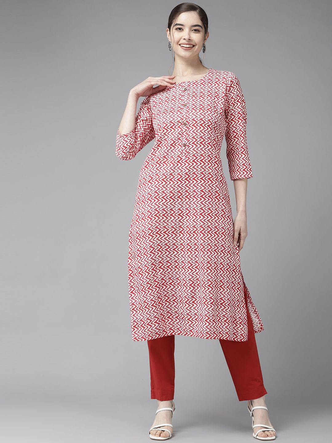 

BAESD Women Geometric Printed Keyhole Neck Thread Work Kurta, Red