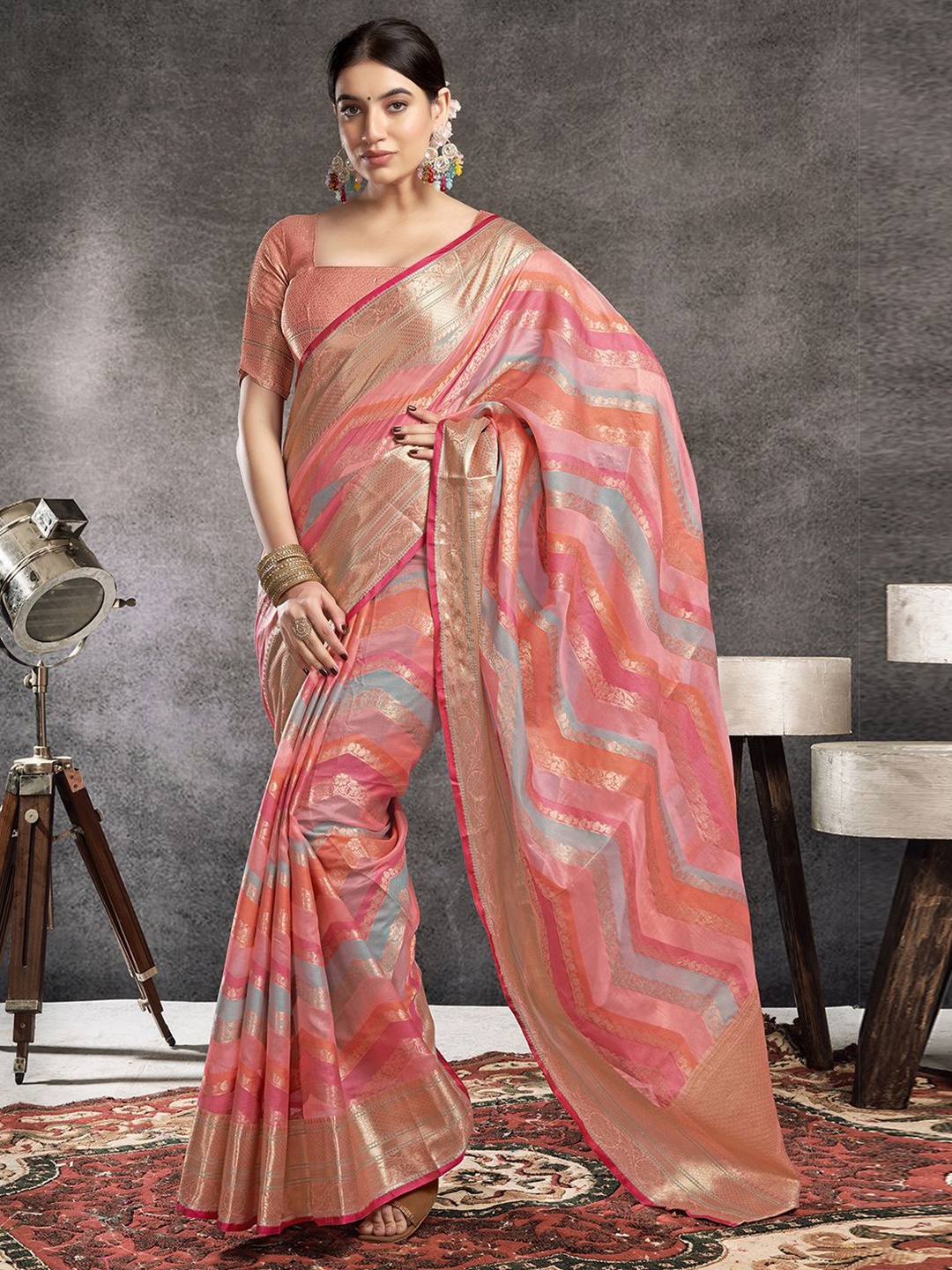 

Satrani Banarasi Organza Woven Design Zari Traditional Saree, Pink