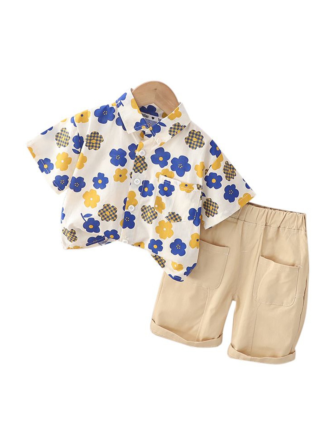 

StyleCast x Revolte Infant Boys Printed Pure Cotton Shirt With Shorts, White