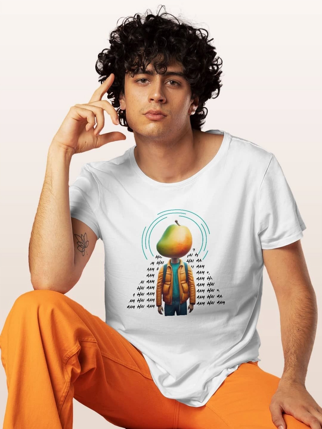 

macmerise Men Printed Extended Sleeves Pockets T-shirt, White