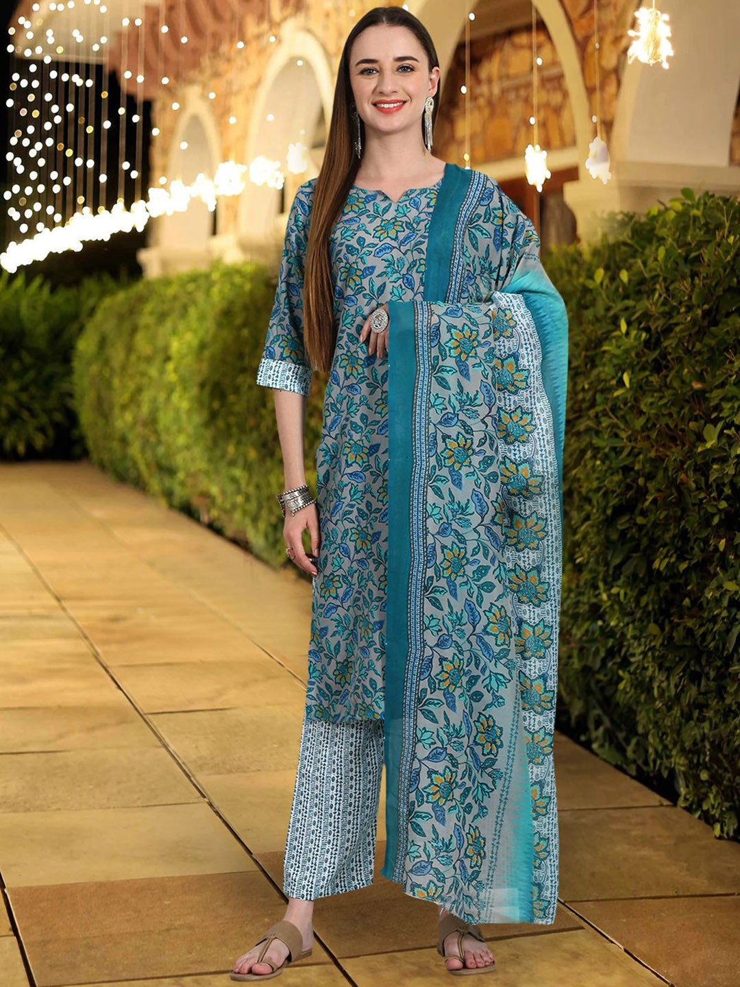 

1 Stop Fashion Floral Printed Regular Pure Cotton Straight Kurta With Trousers & Dupatta, Blue