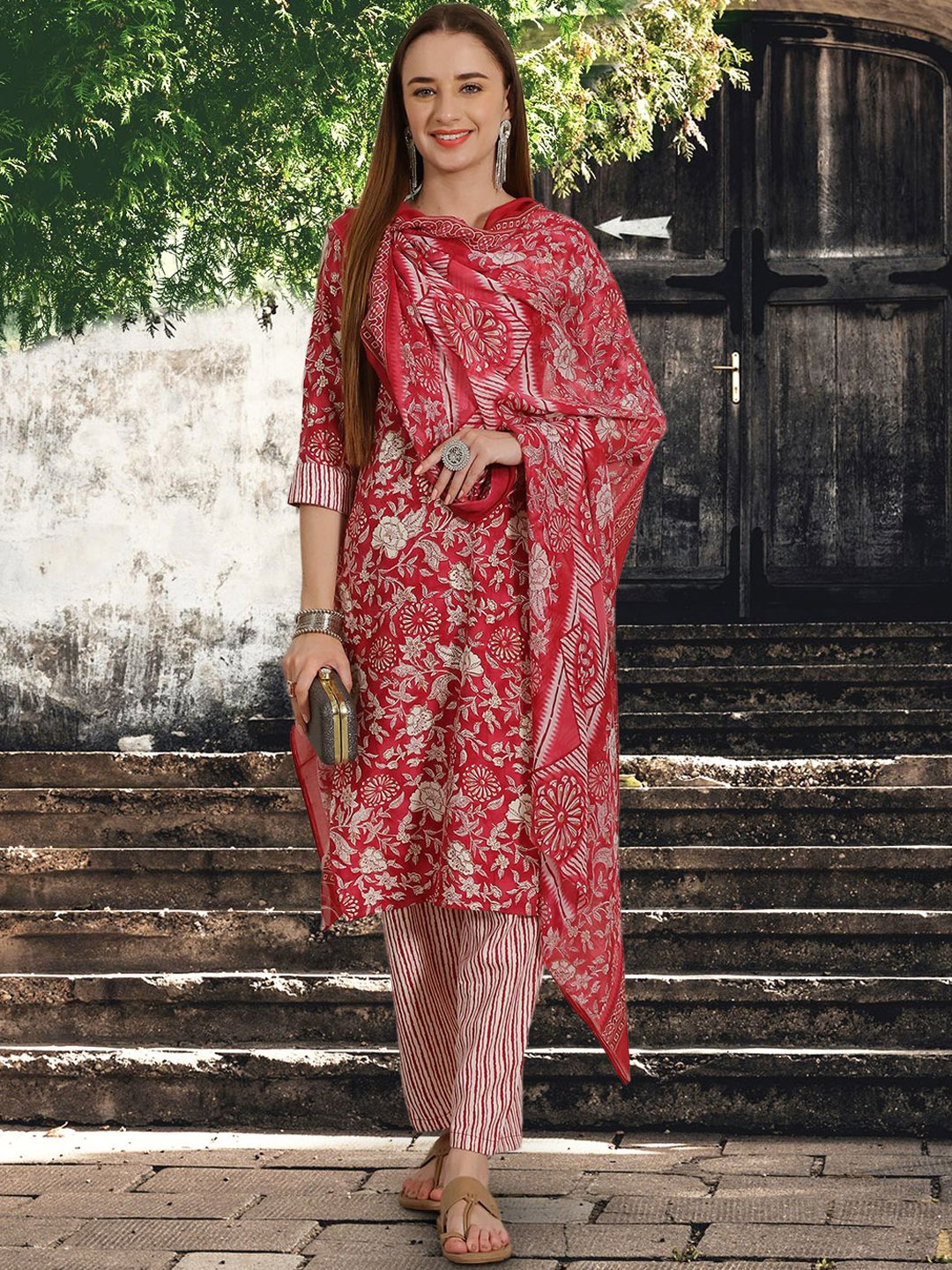 

1 Stop Fashion Floral Printed Regular Pure Cotton Straight Kurta With Trousers & Dupatta, Pink