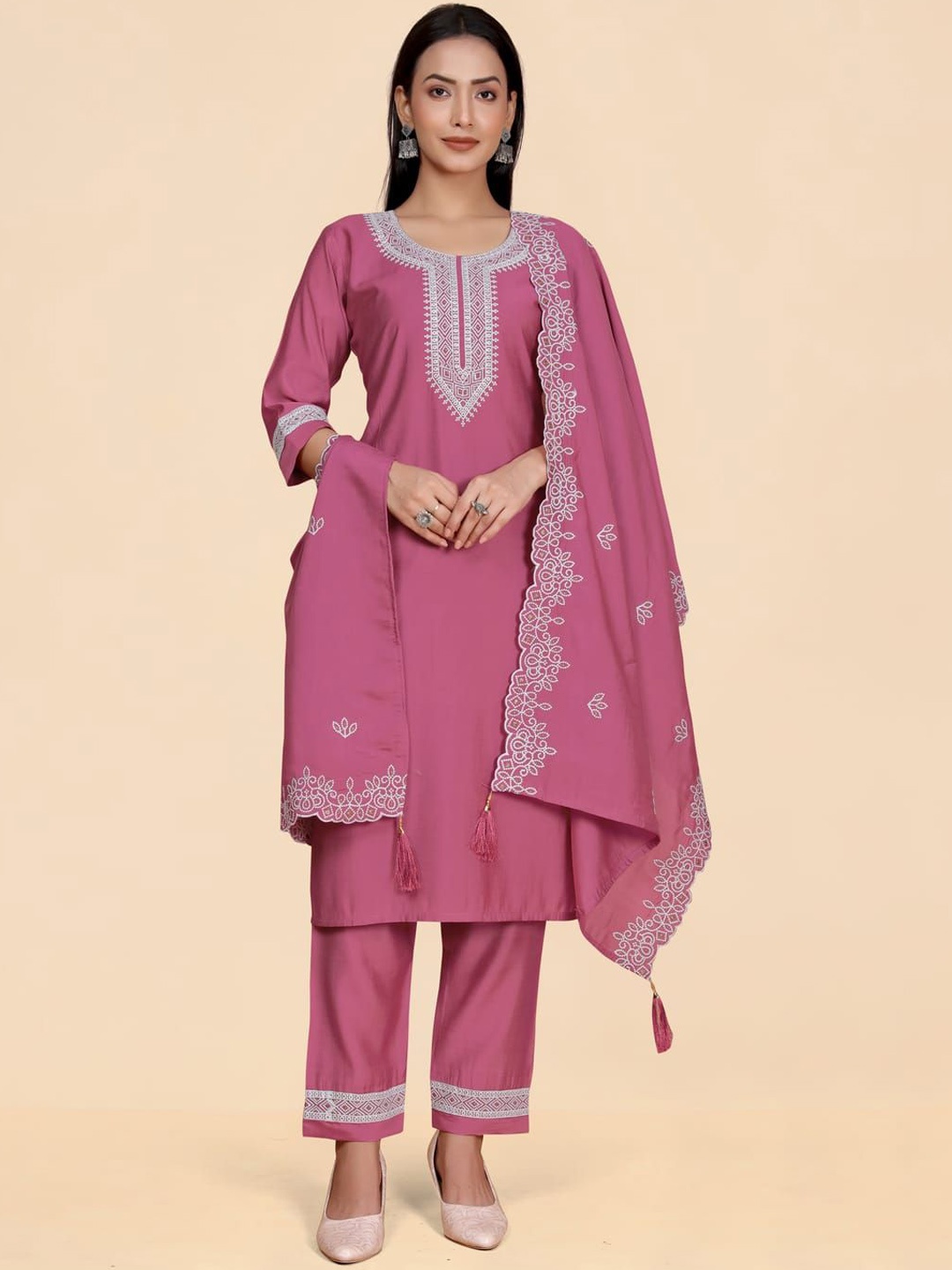 

Suha Floral Embroidered Straight Kurta & Palazzos With Dupatta, Pink