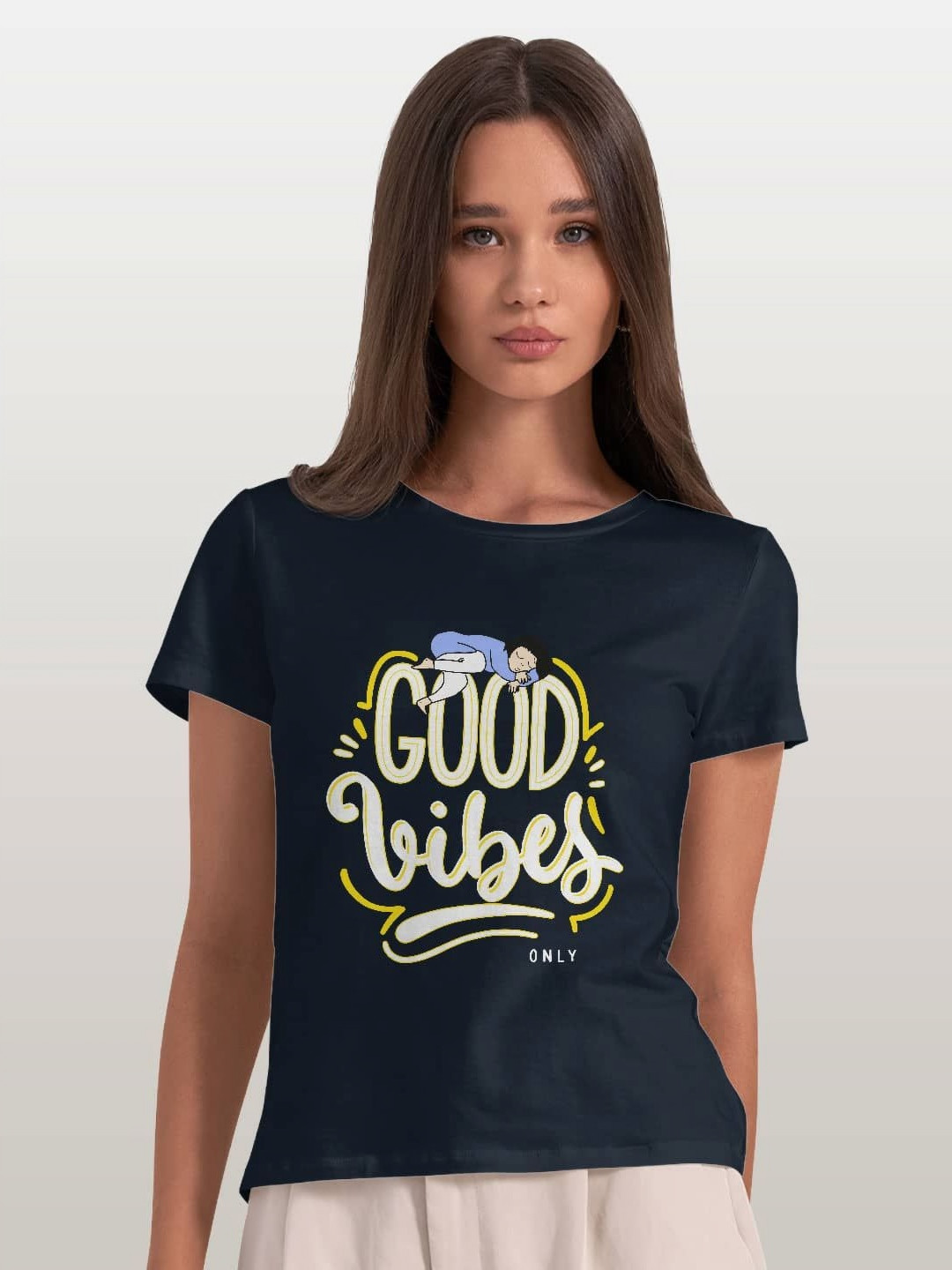 

macmerise Women Extended Sleeves Pockets T-shirt, Navy blue