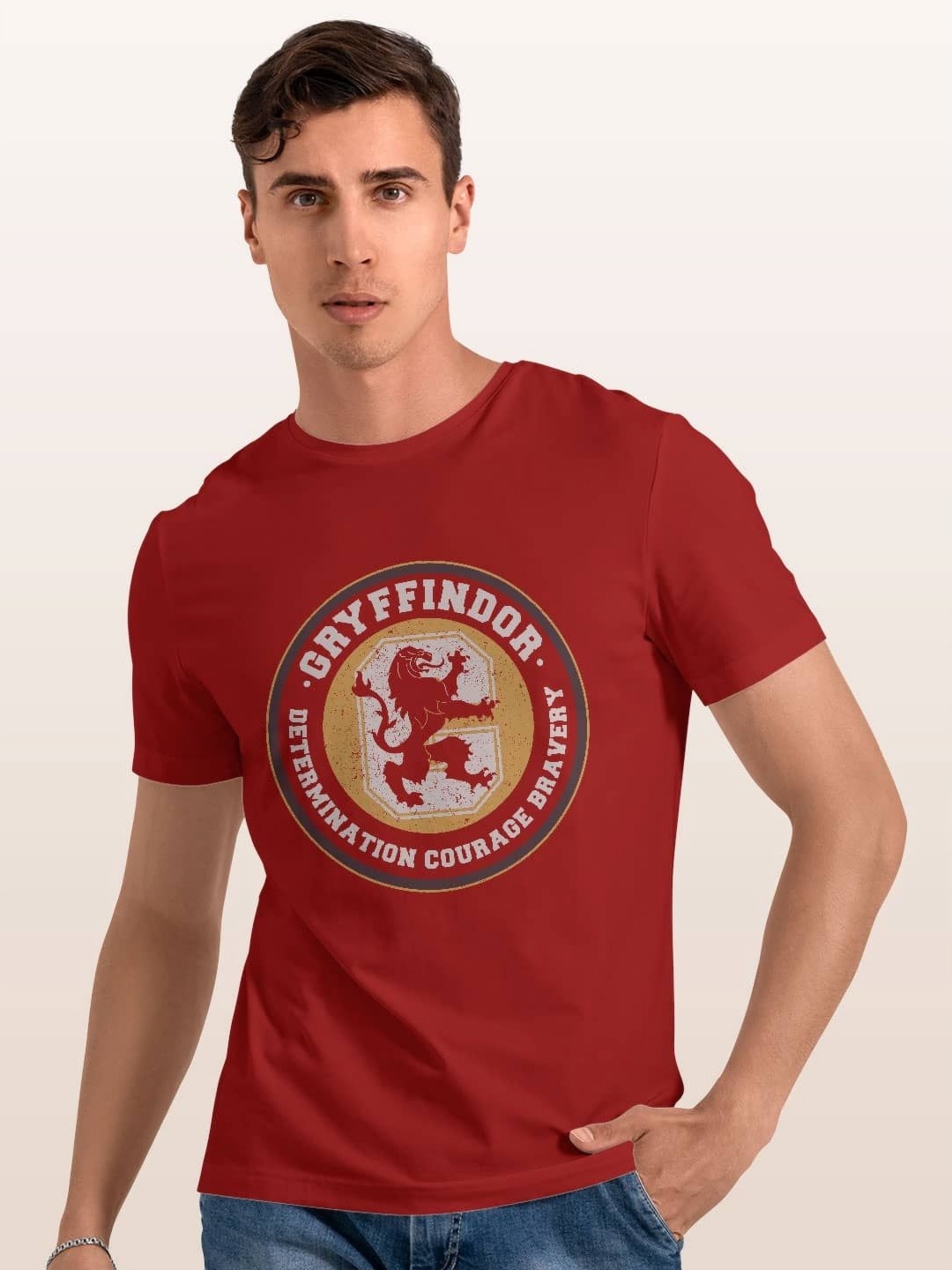 

macmerise Men Typography Printed Applique T-shirt, Red