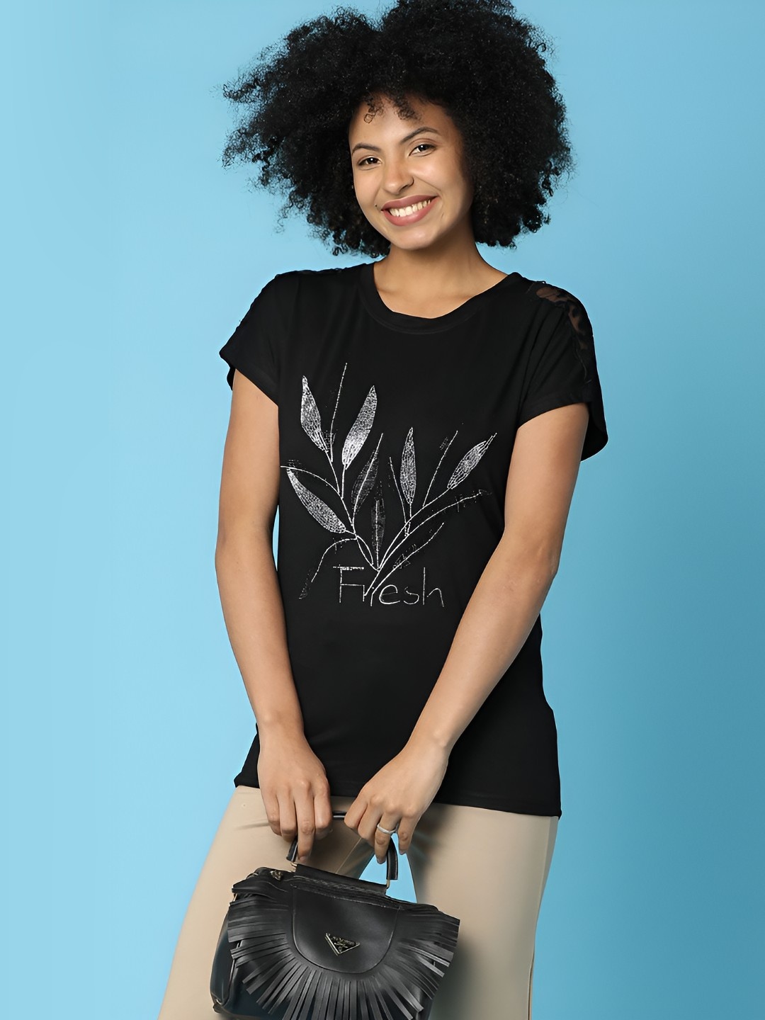 

V-Mart Women Graphic Printed T-shirt, Black