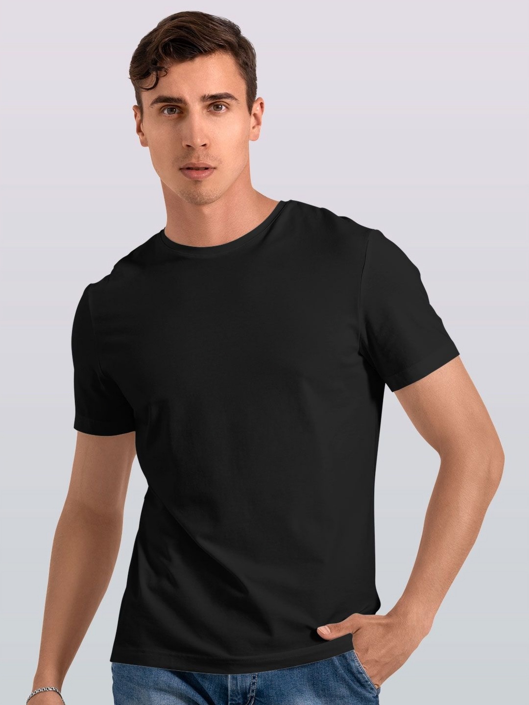 

macmerise Men Sports Printed Applique T-shirt, Black